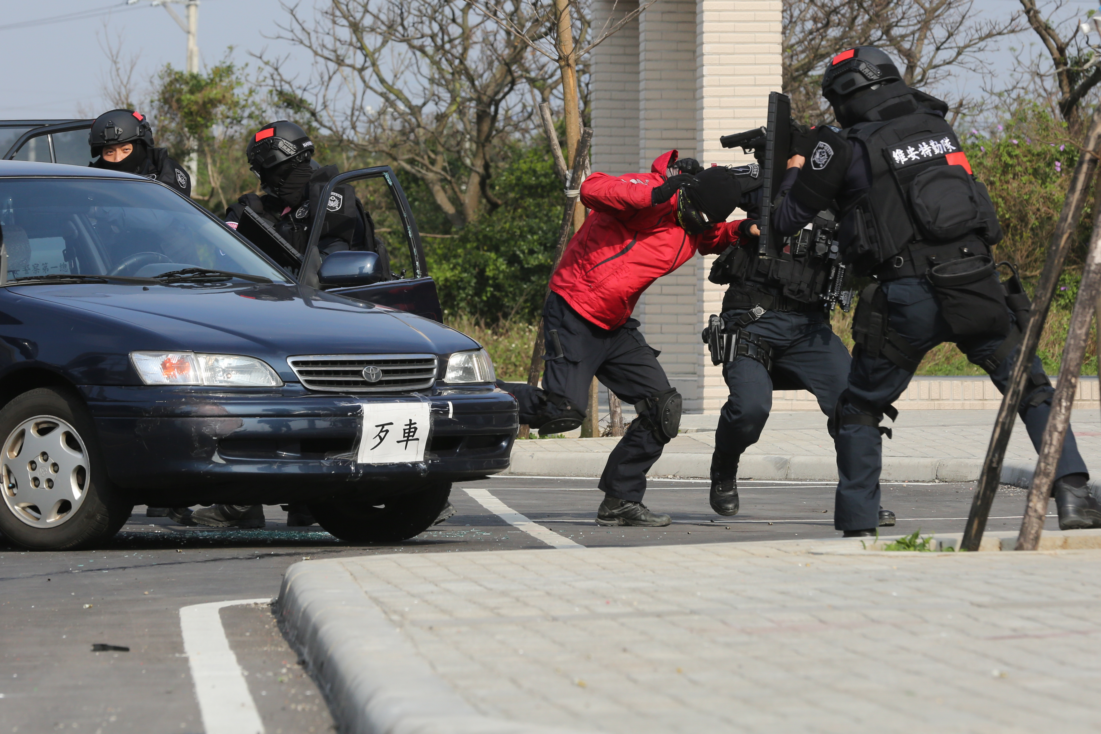 內政部警政署反恐中心日前進行世大運維安演習。