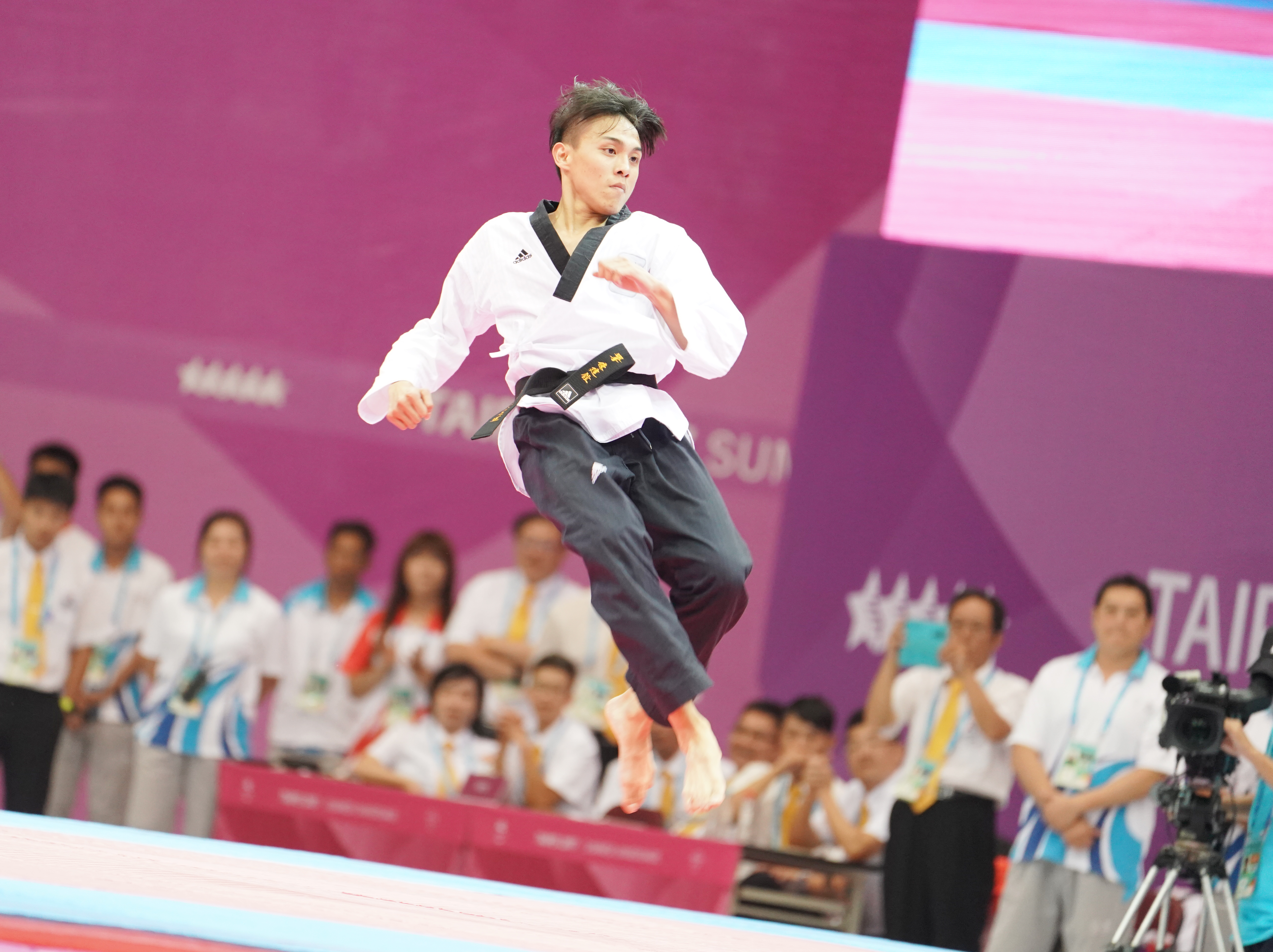 陳建銓在世大運跆拳品勢項目，獲得銅牌。