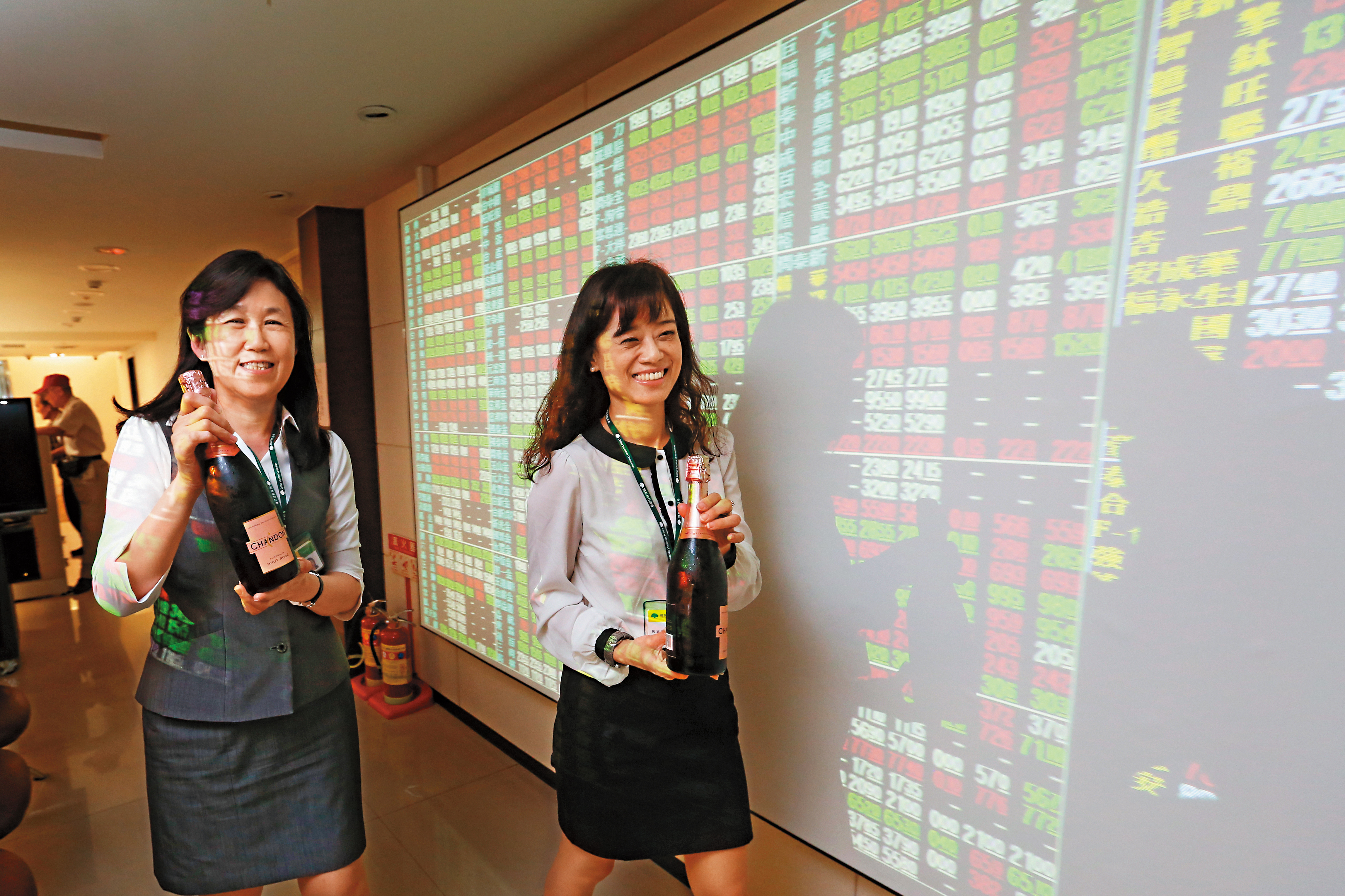 指數化投資人希望買進後長期持有,以獲取市場報酬。他們反而是穩定市場的力量。