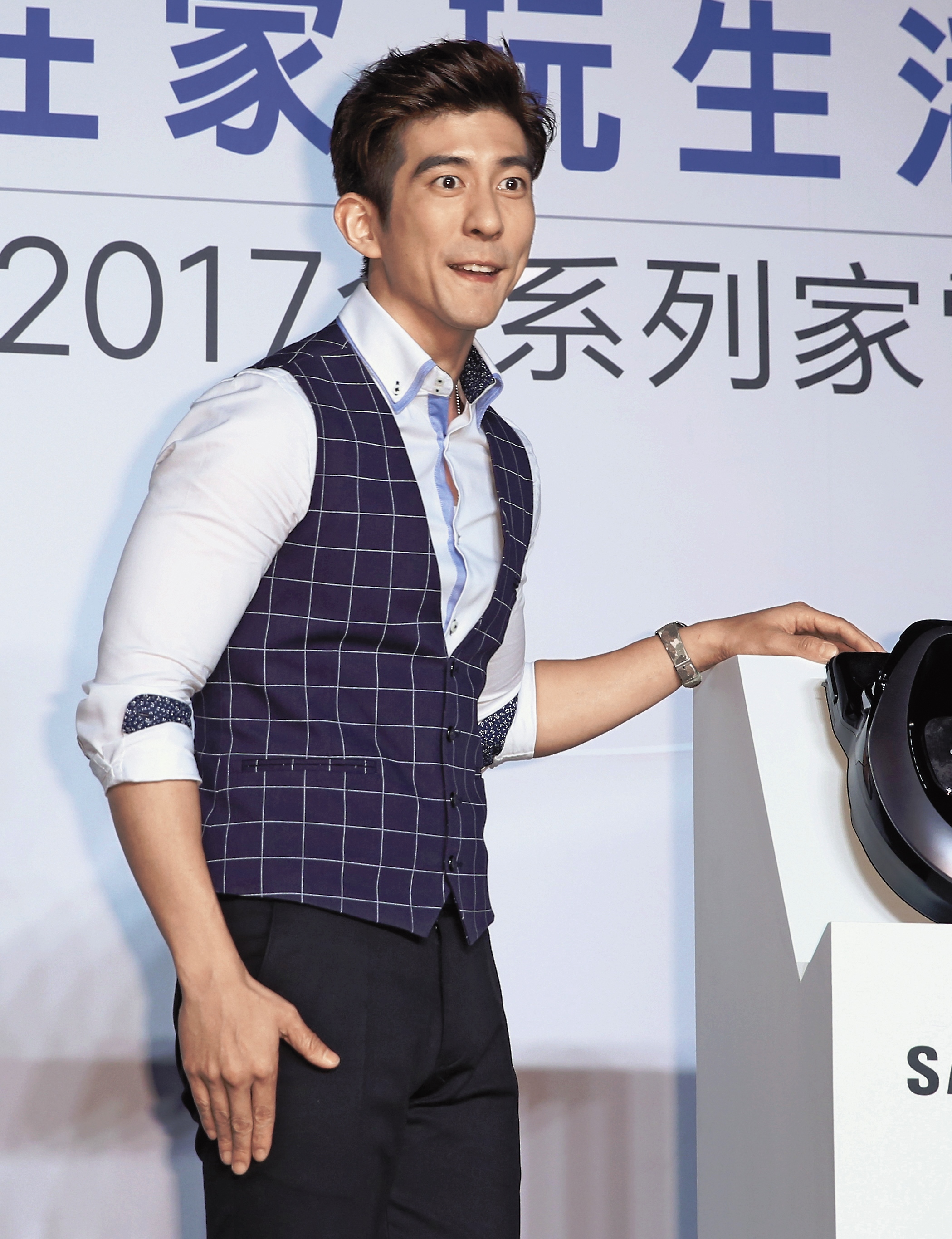 修杰楷晉升奶爸後，代言活動不斷。