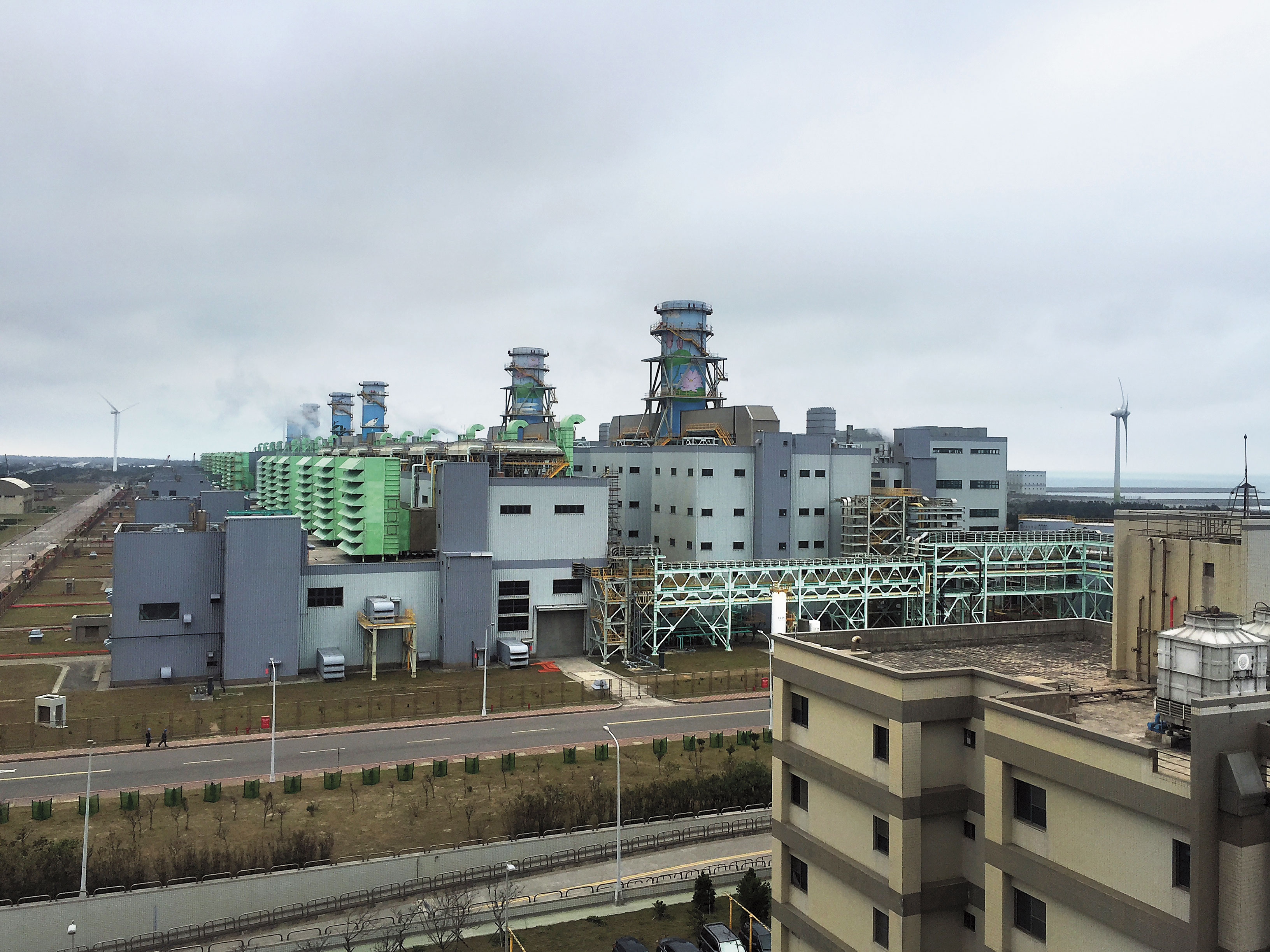 中油外包商因人為操作疏失，導致大潭電廠跳機演變成全台無預警大停電。（取自台電官網）