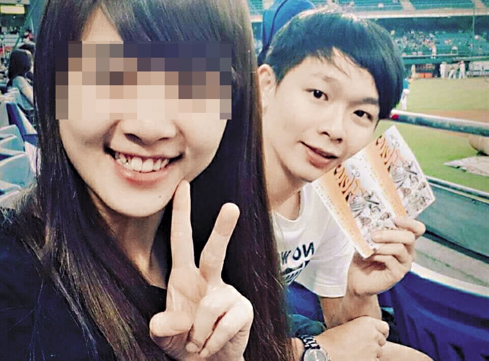 杜弘宇（右）與王婕（左）透過朋友牽線認識，2人只短短交往5個月。（翻攝臉書）