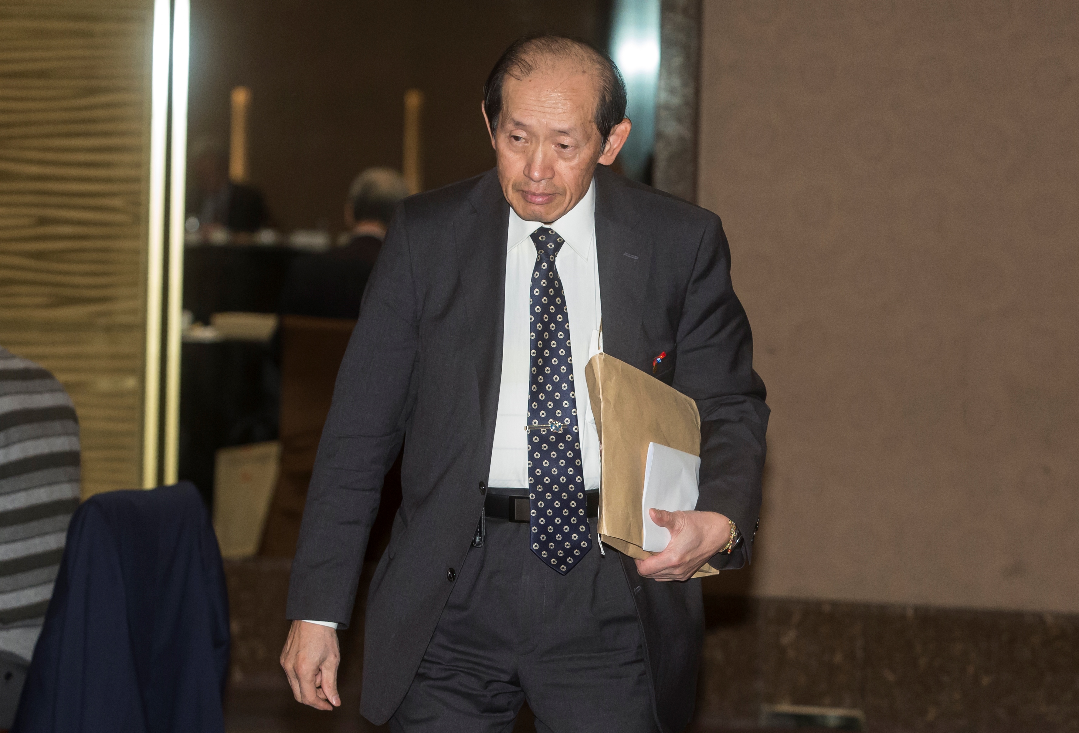 大同集團董事長林蔚山以集團資金填補私人投資通達公司，遭判8年，併科罰金3億元。