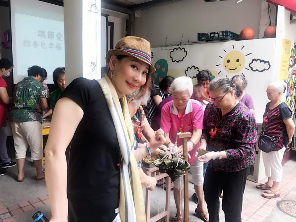 郎祖筠擔任志工多年，對老後生活很有想法，也希望趁年輕打造一個舒適又熱鬧的晚年。（翻攝自臉書）