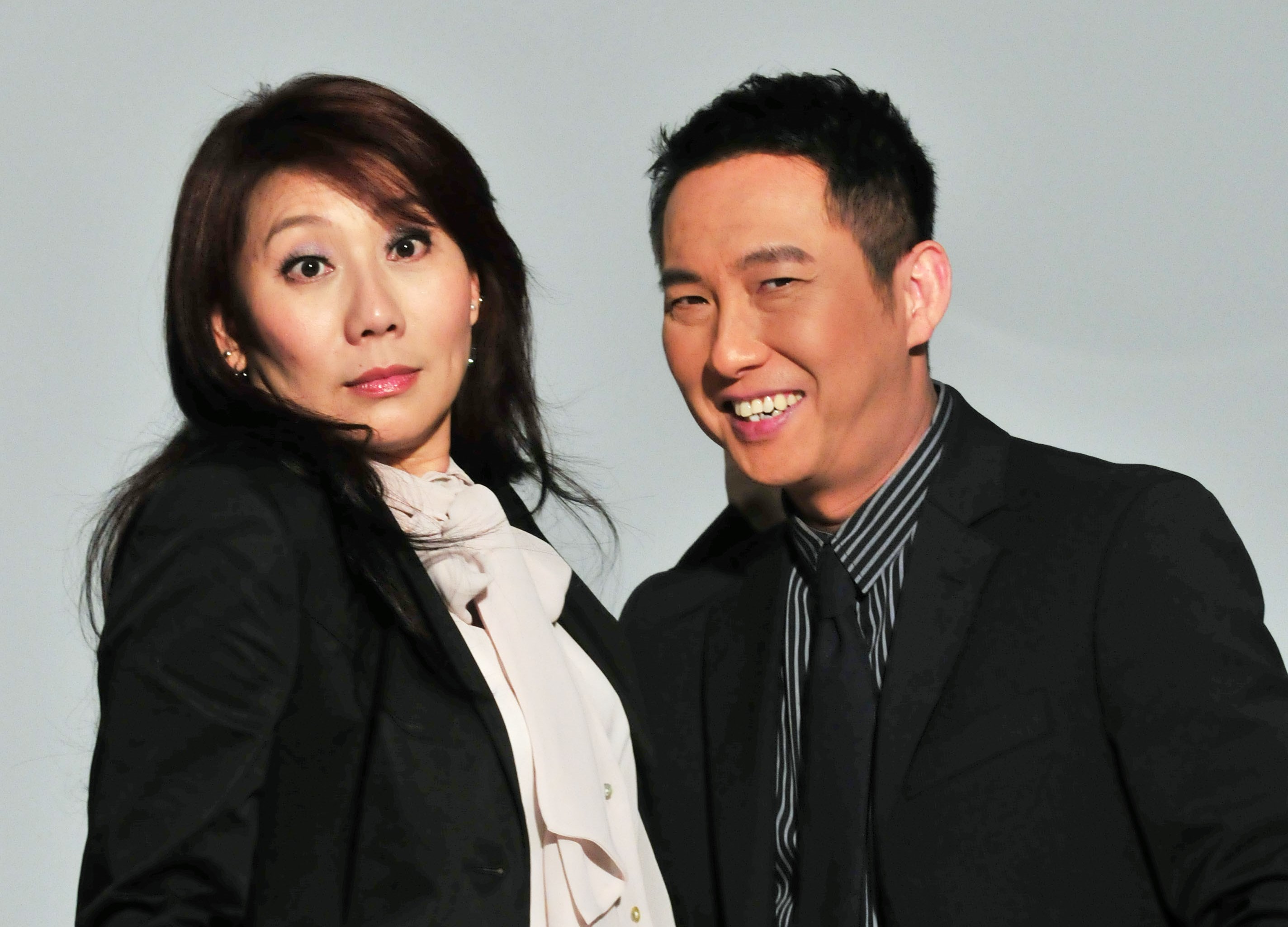 明星也要理財，而郎祖筠（左）的理財動機，是希望自己老後不要又病又窮！