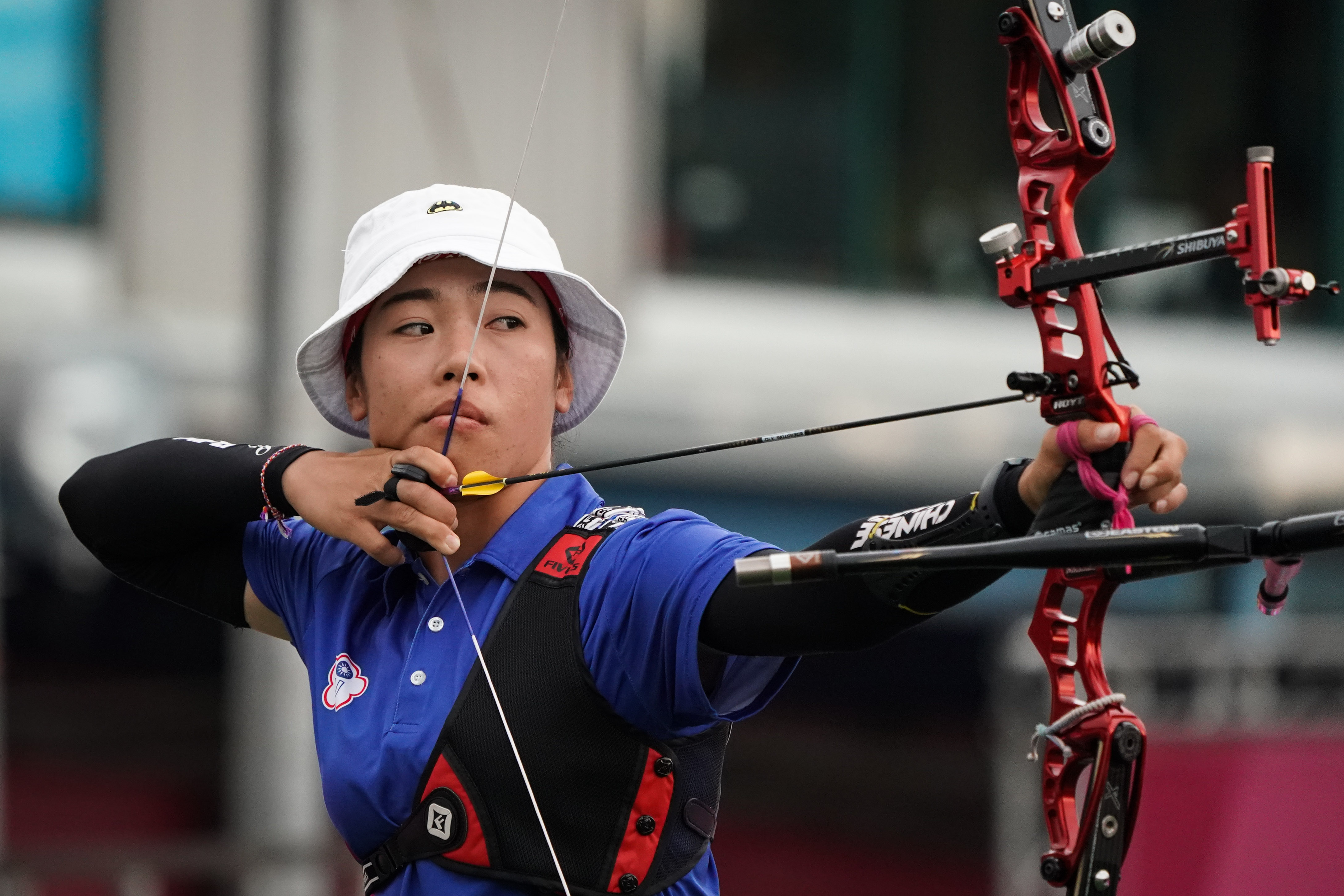 譚雅婷率隊奪金牌，可惜被南韓強搶走了。