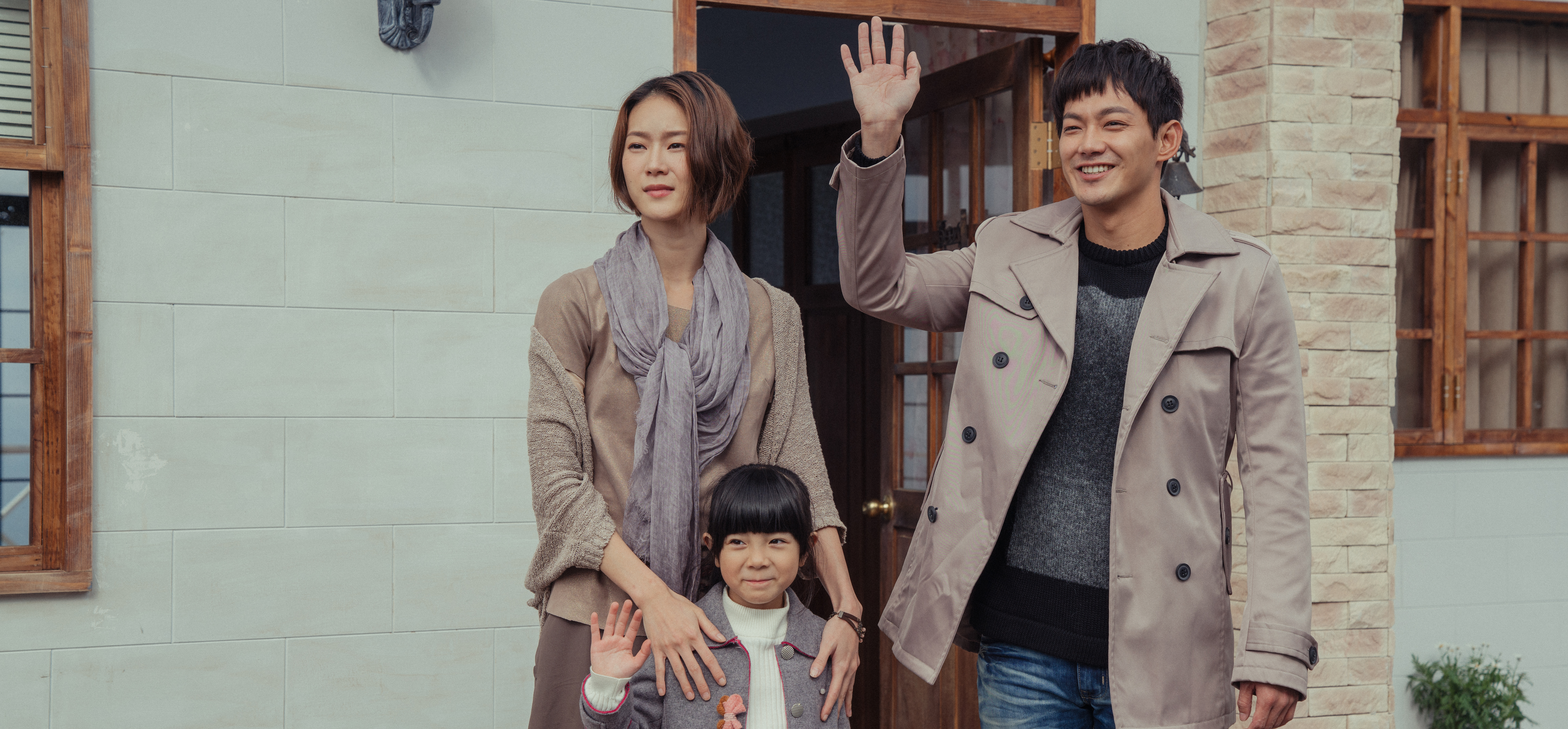 威廉雖然金鐘失意，卻在大銀幕當上男主角展現演技。