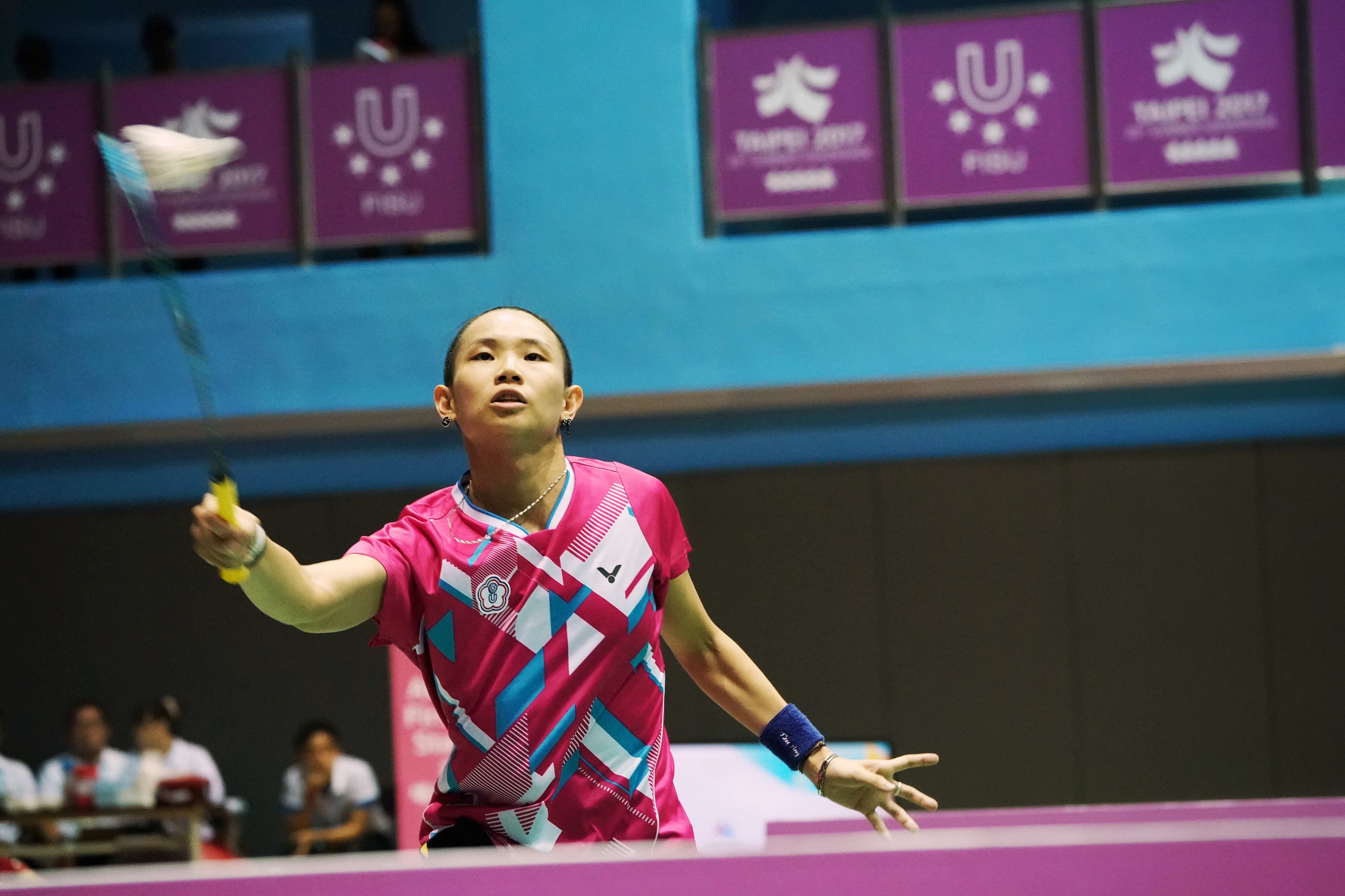 戴資穎展現過人球技，「拍」下日本選手下田菜都美。