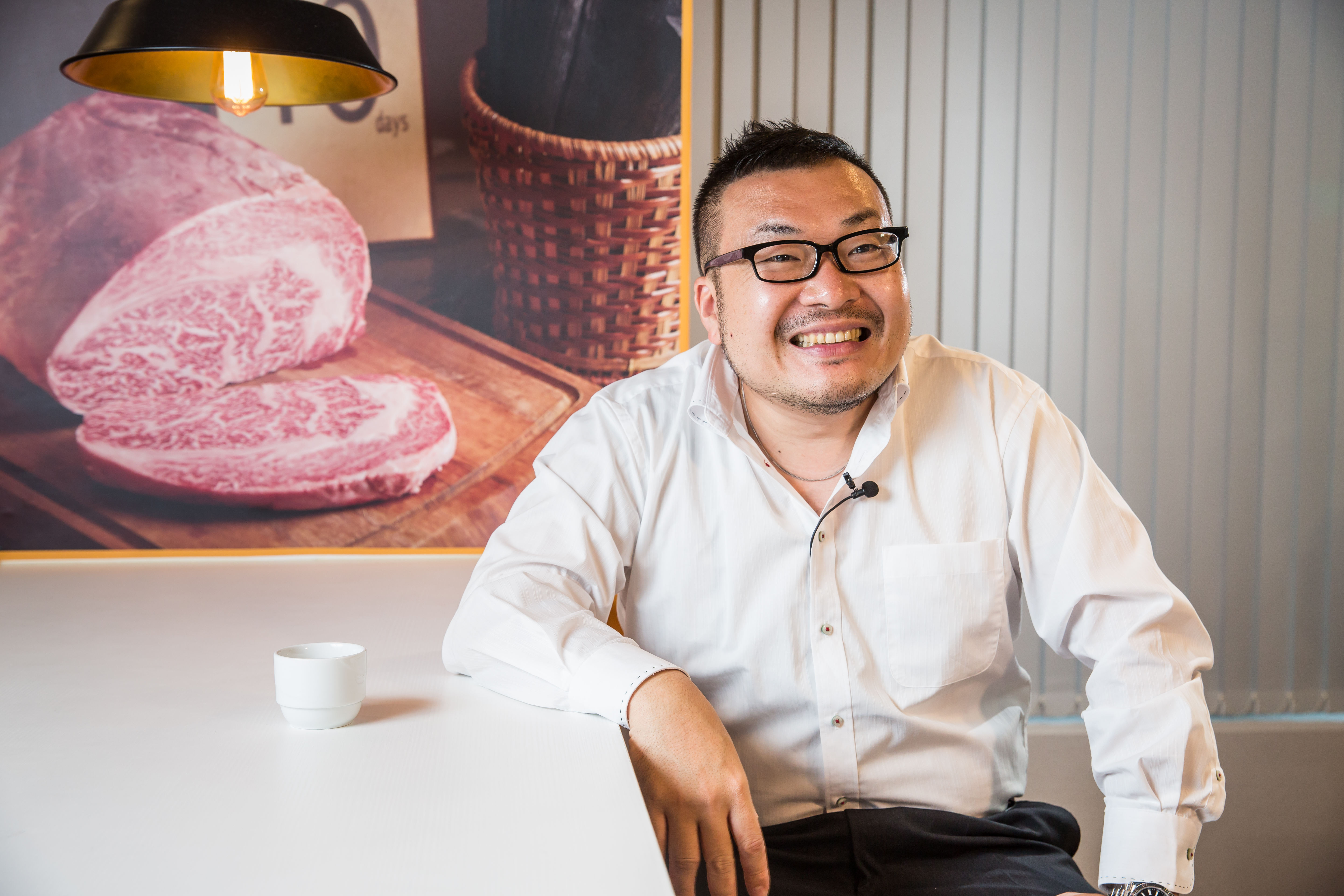 個性大方、好客的平出莊司，自承活潑的一面來自台灣母親。