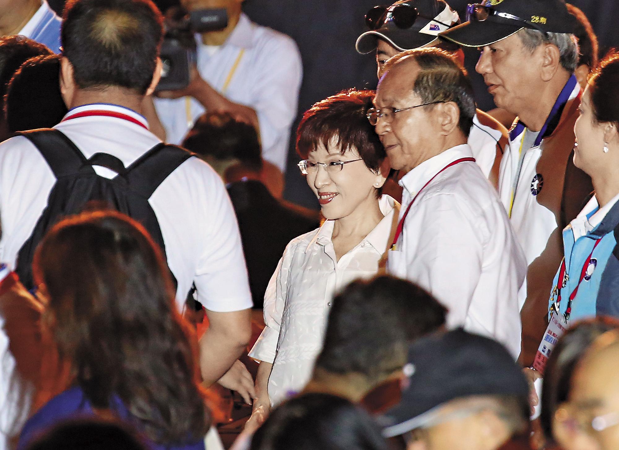 洪秀柱雖辭任黨主席，但仍擔任4個基金會董事長。