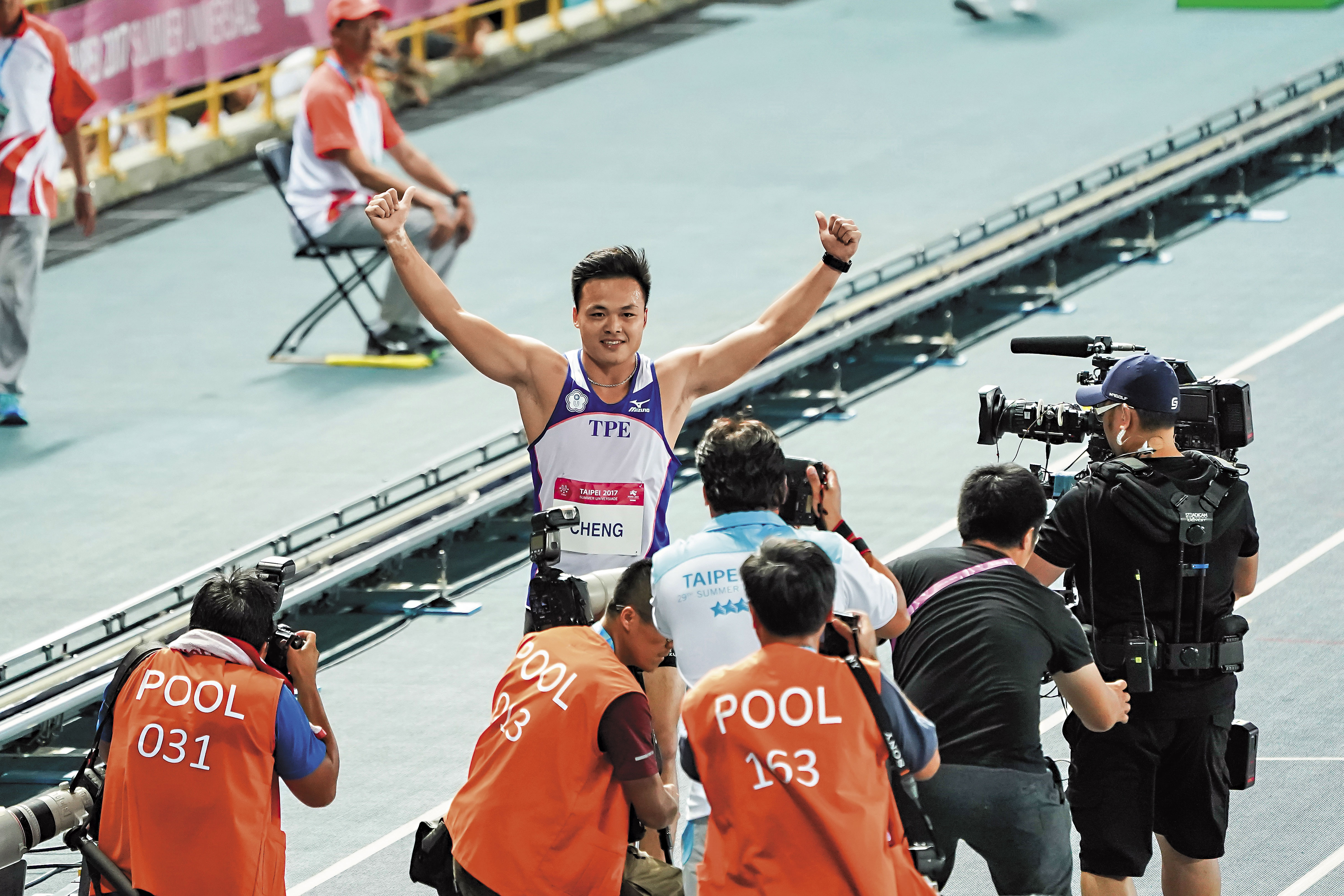 標槍好手鄭兆村在2017世大運決賽以91.36公尺的成績奪金，還登上國際田徑總會官網。