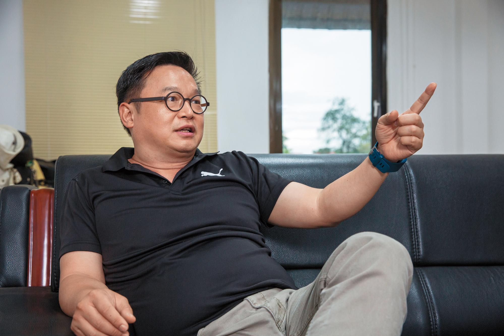 陳仕修大學聯考數學近滿分，如興股東讚許他邏輯清晰，深具說服力。