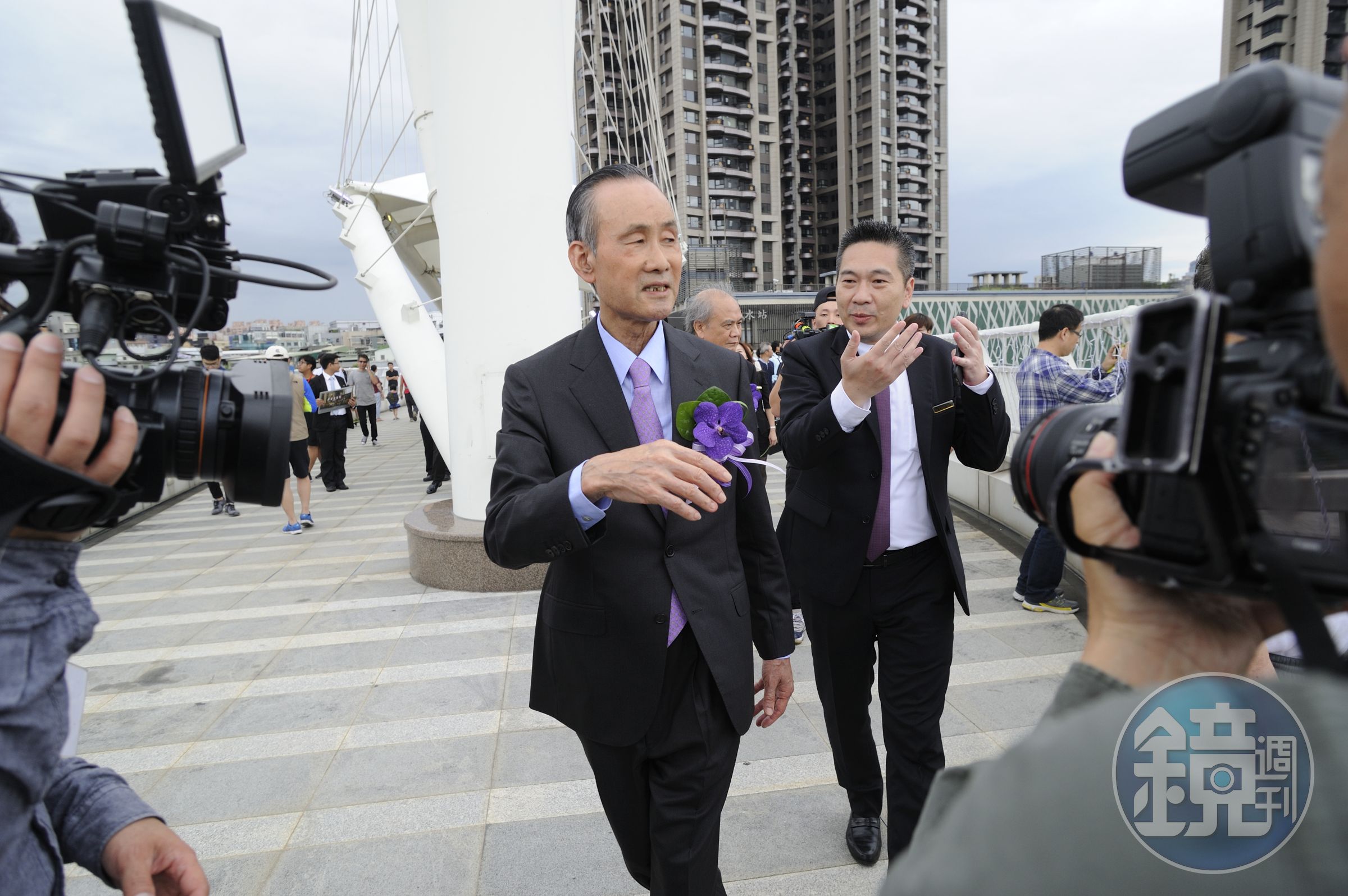 趙藤雄提告要求柯文哲賠償200萬元，台北地院認定，柯文哲是針對公眾事務評論，判他勝訴免賠。