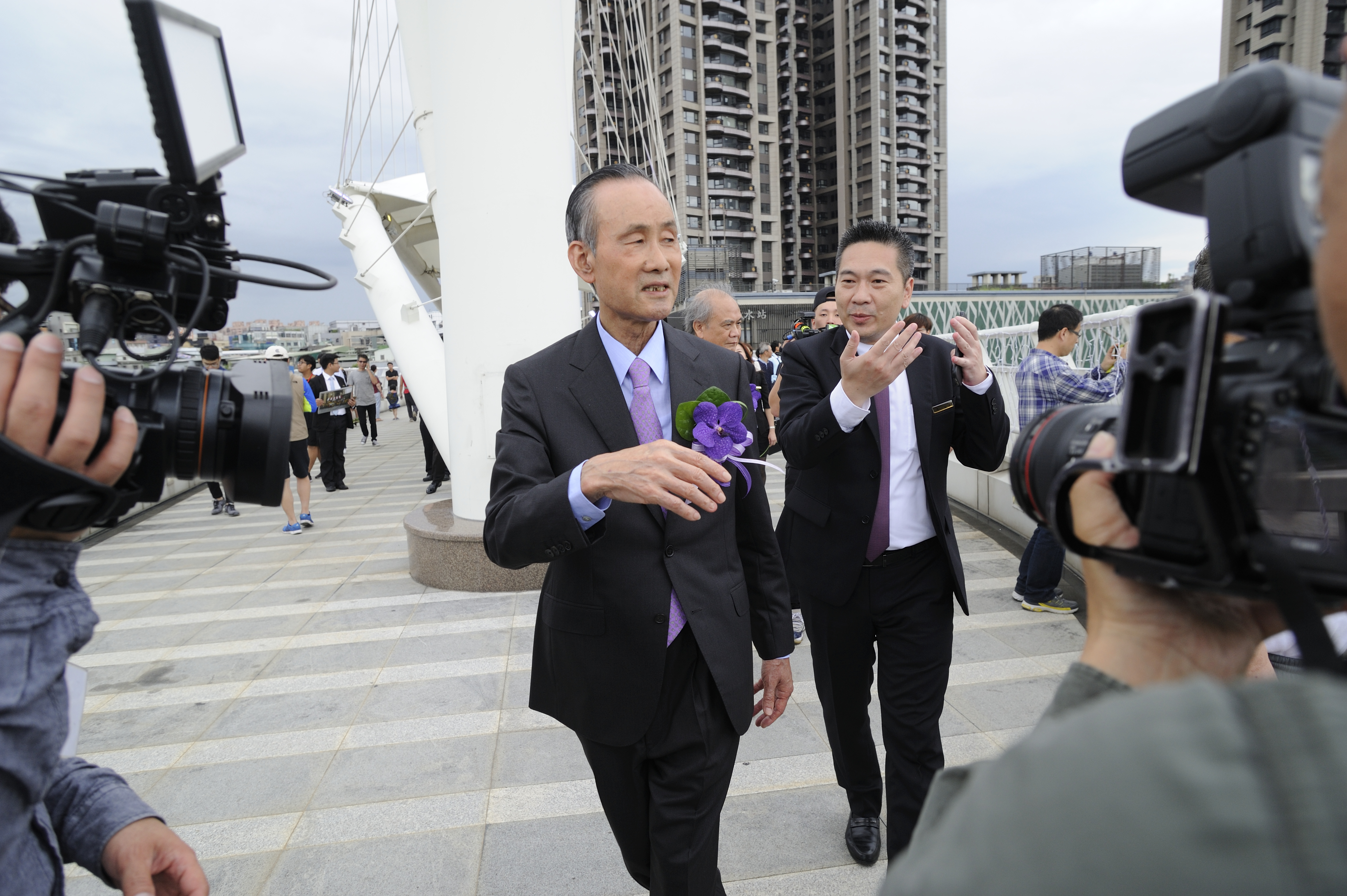 趙藤雄提告要求柯文哲賠償200萬元，台北地院認定，柯文哲是針對公眾事務評論，判他勝訴免賠。