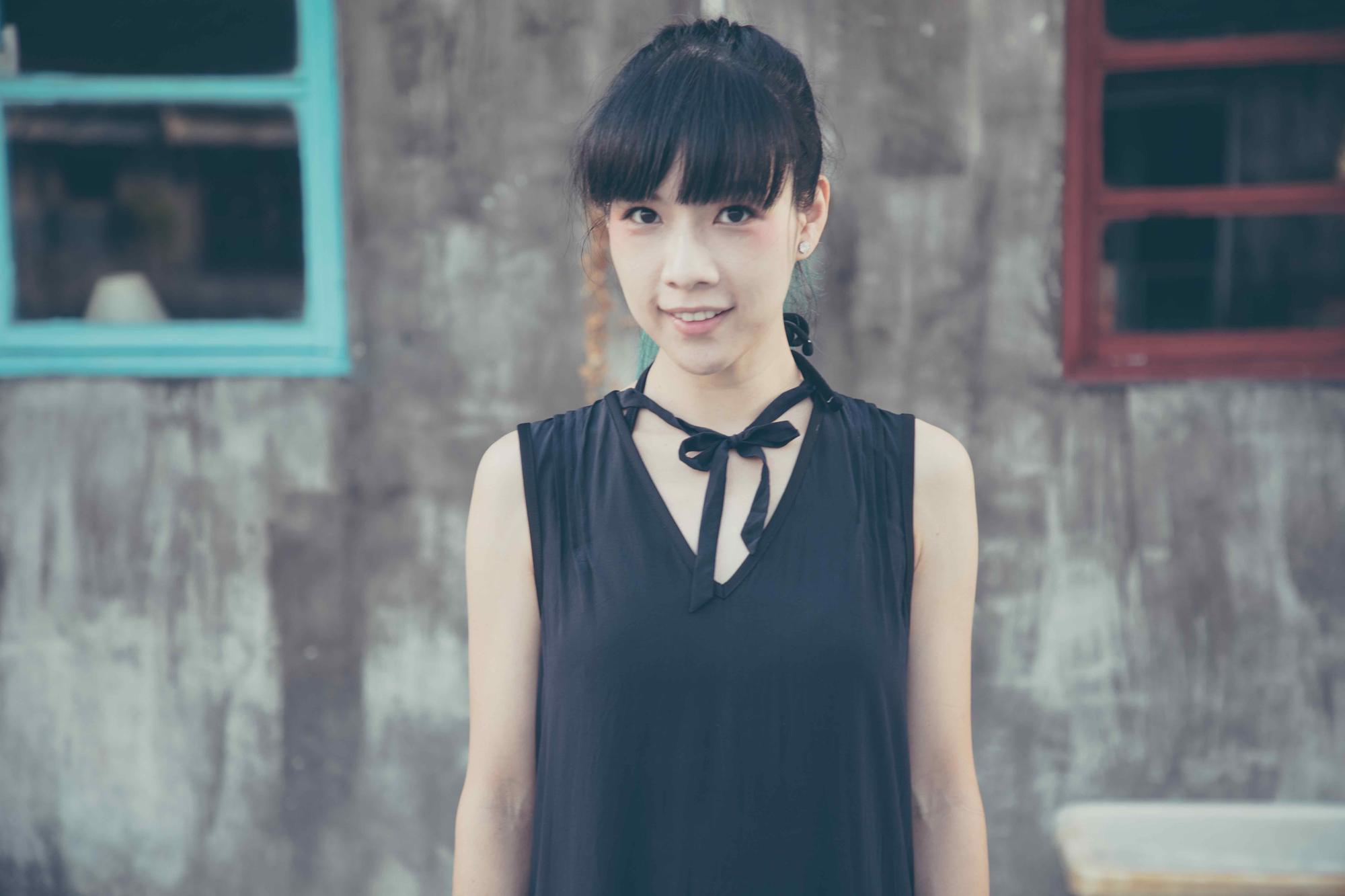 原子邦妮改變作風，推出電子新歌〈不想就這樣結束〉。