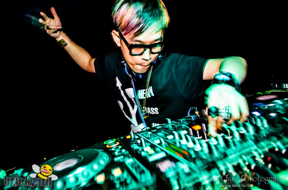 林哲儀面對自己遭批，仍表示很開心台灣電音被全球聽見。（翻攝臉書）