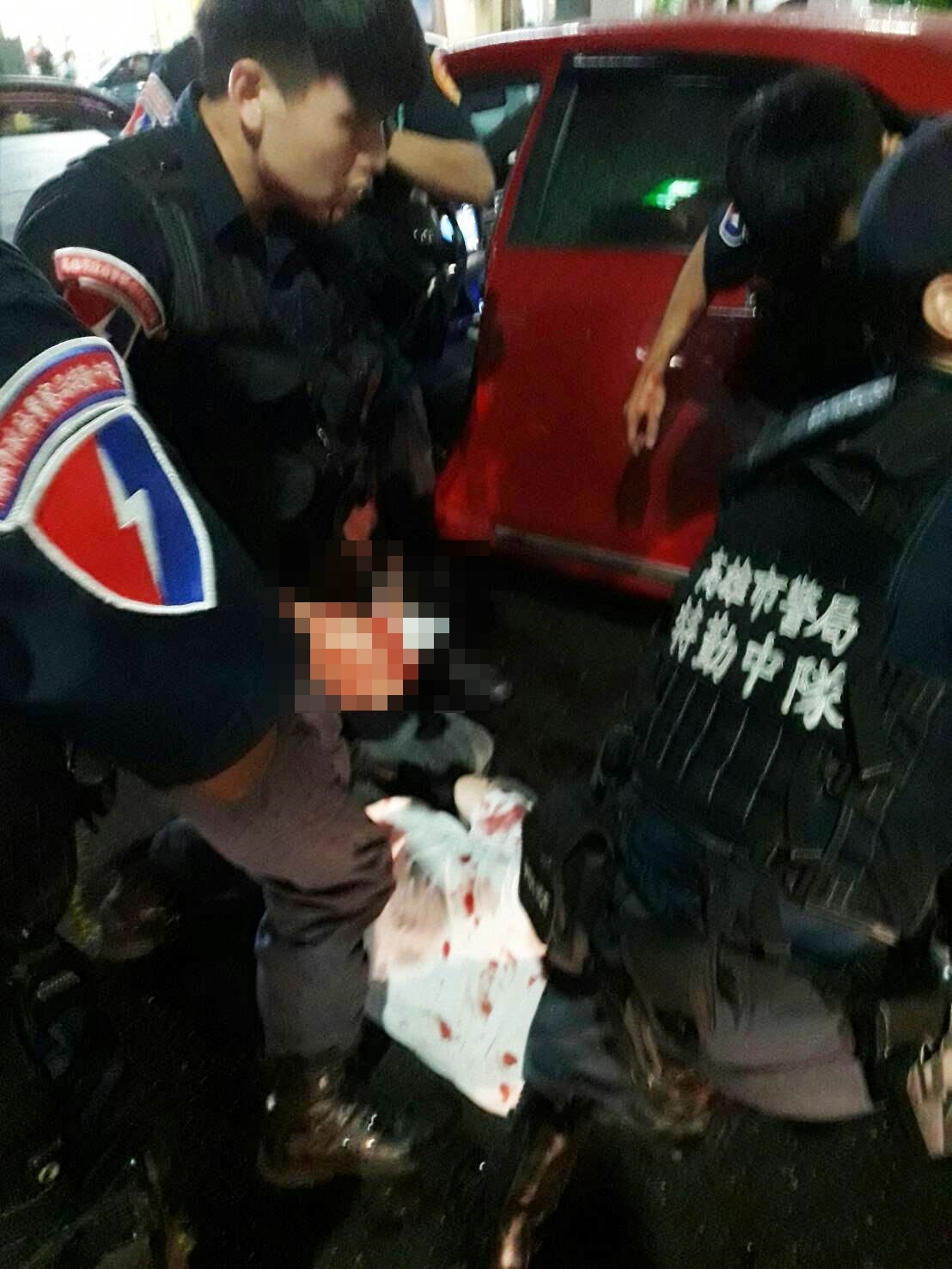 員警值勤面對凶狠歹徒，常常置身在高風險環境中。