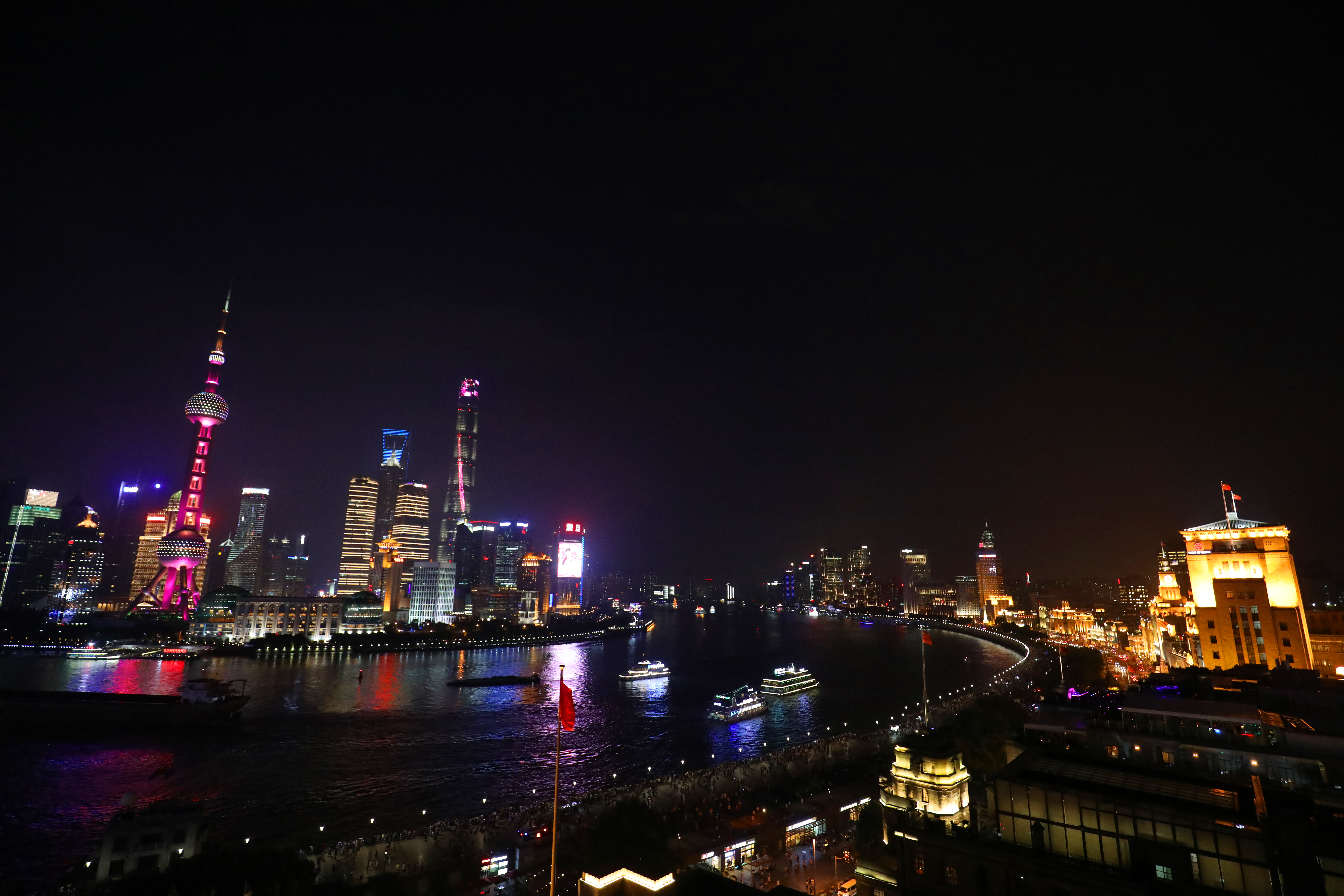 美麗的外灘夜景。