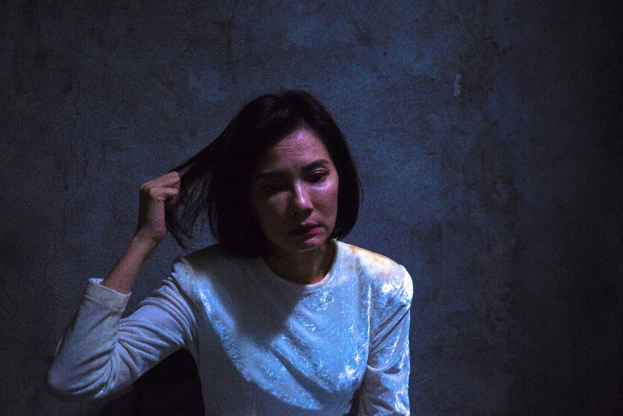 《家在蘭若寺》裡的陳湘琪原本是一個徘徊遊蕩來找李康生的女人。（汯呄霖電影提供）