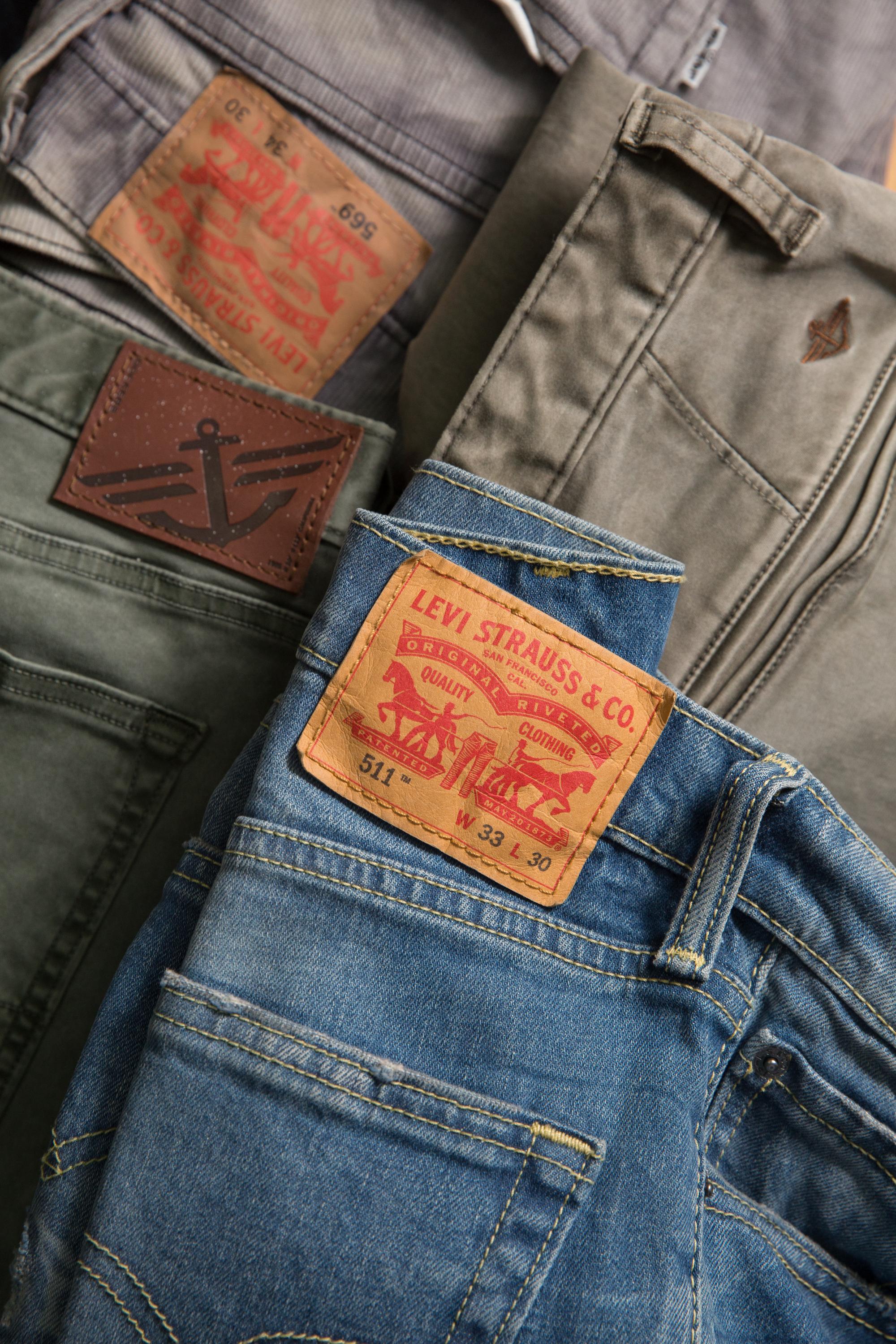 創立40年的如興,客戶包括 Levi's、H&M、Armani、GAP、UNIQLO、Lee等歐美日的品牌服飾大廠,其中又以Levi's佔比最高。