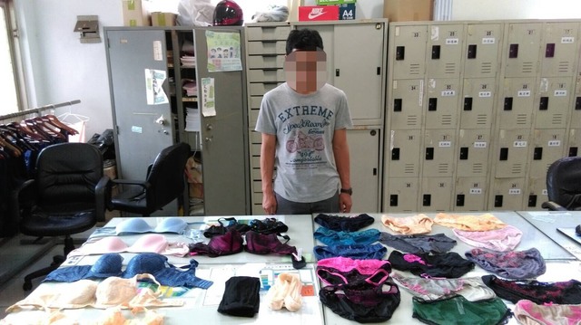 警方在湯嫌住處查扣22件女性內衣褲，且有5名被害女子指認無誤。