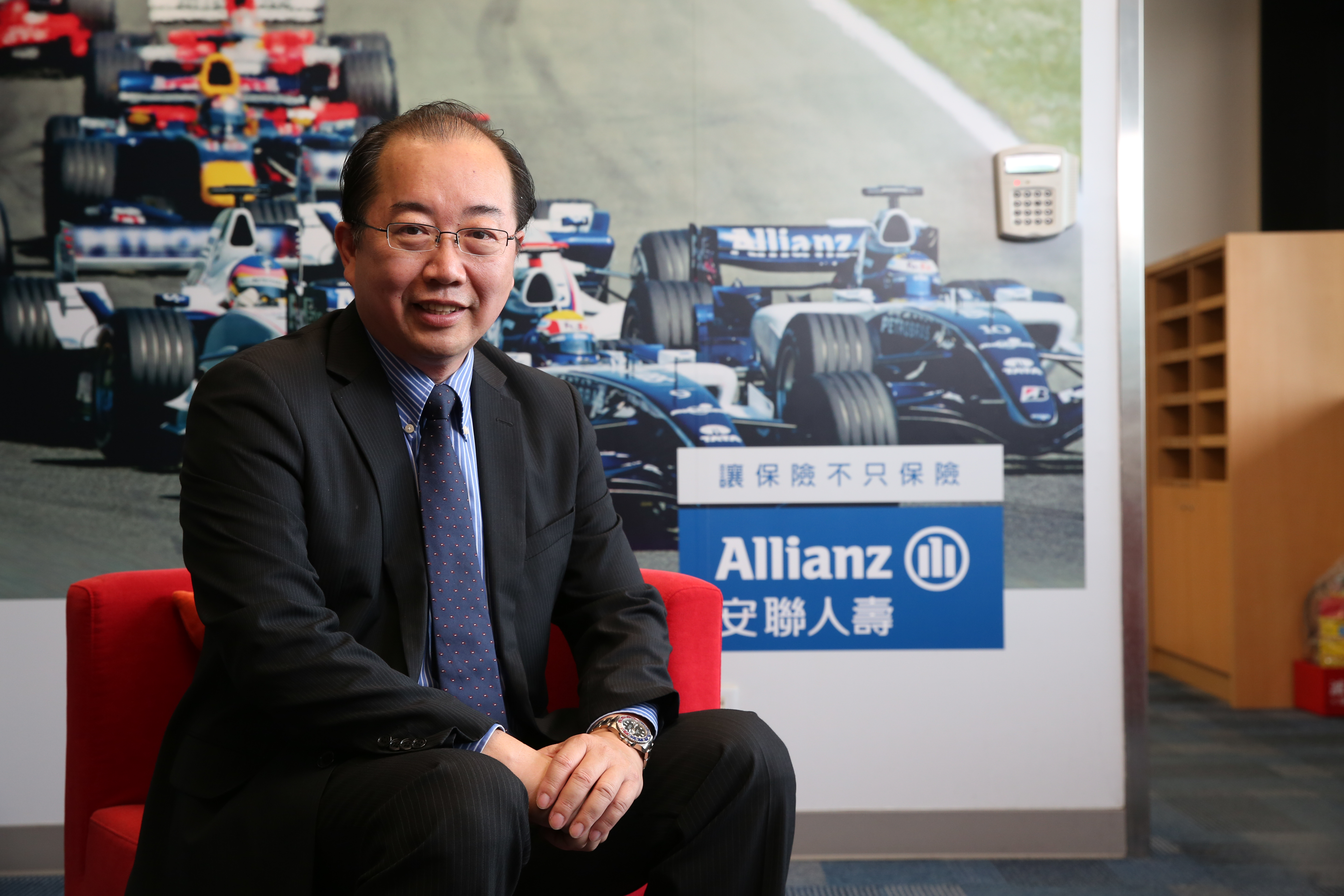 安聯人壽資深副總經理楊承清表示，投資型保單正確投保觀念，是年輕時重保障、年長者重資產保全。