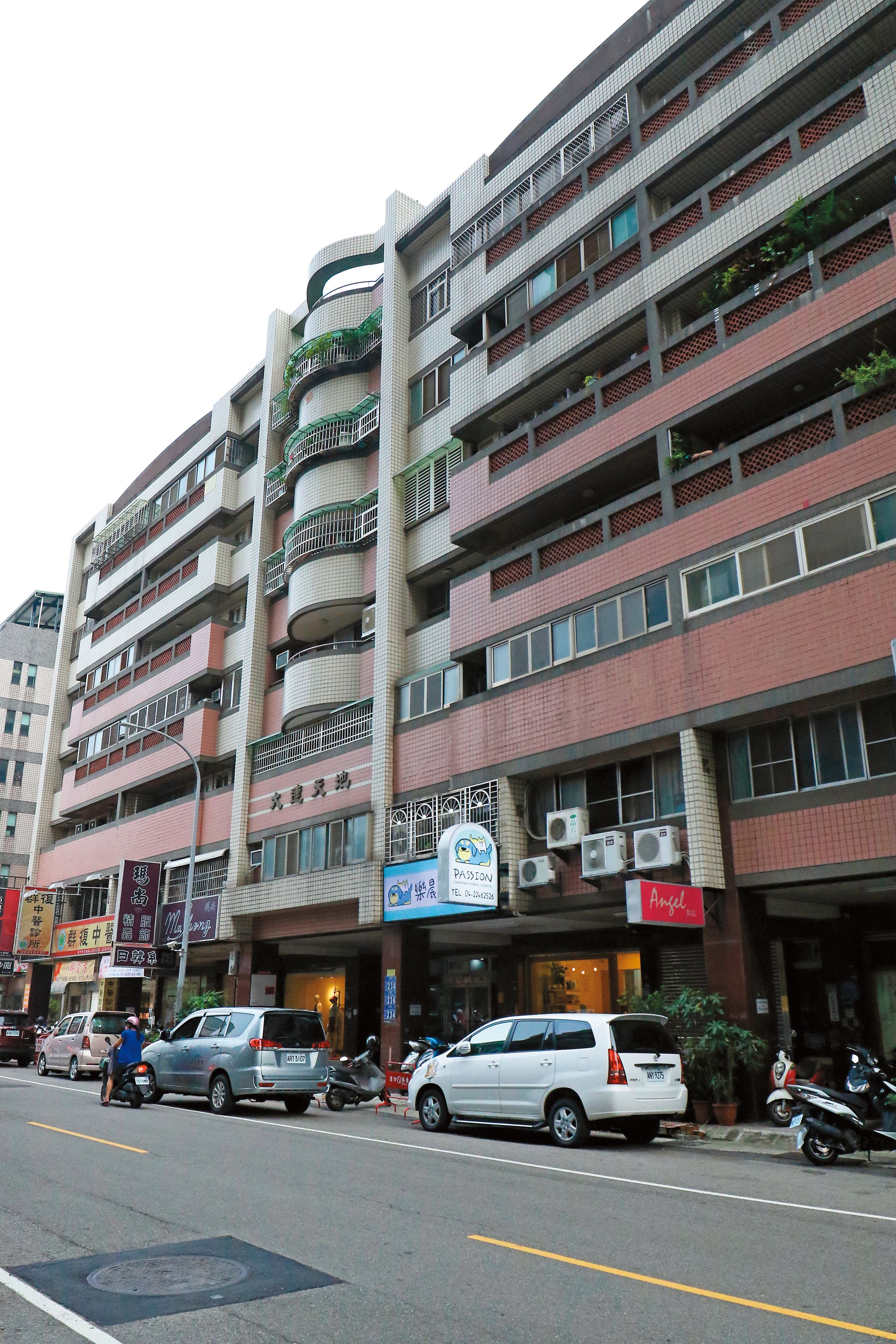 李坤城與林靖恩位於台中的家。他們對外還未發表結婚宣言，但林靖恩已經懷孕。