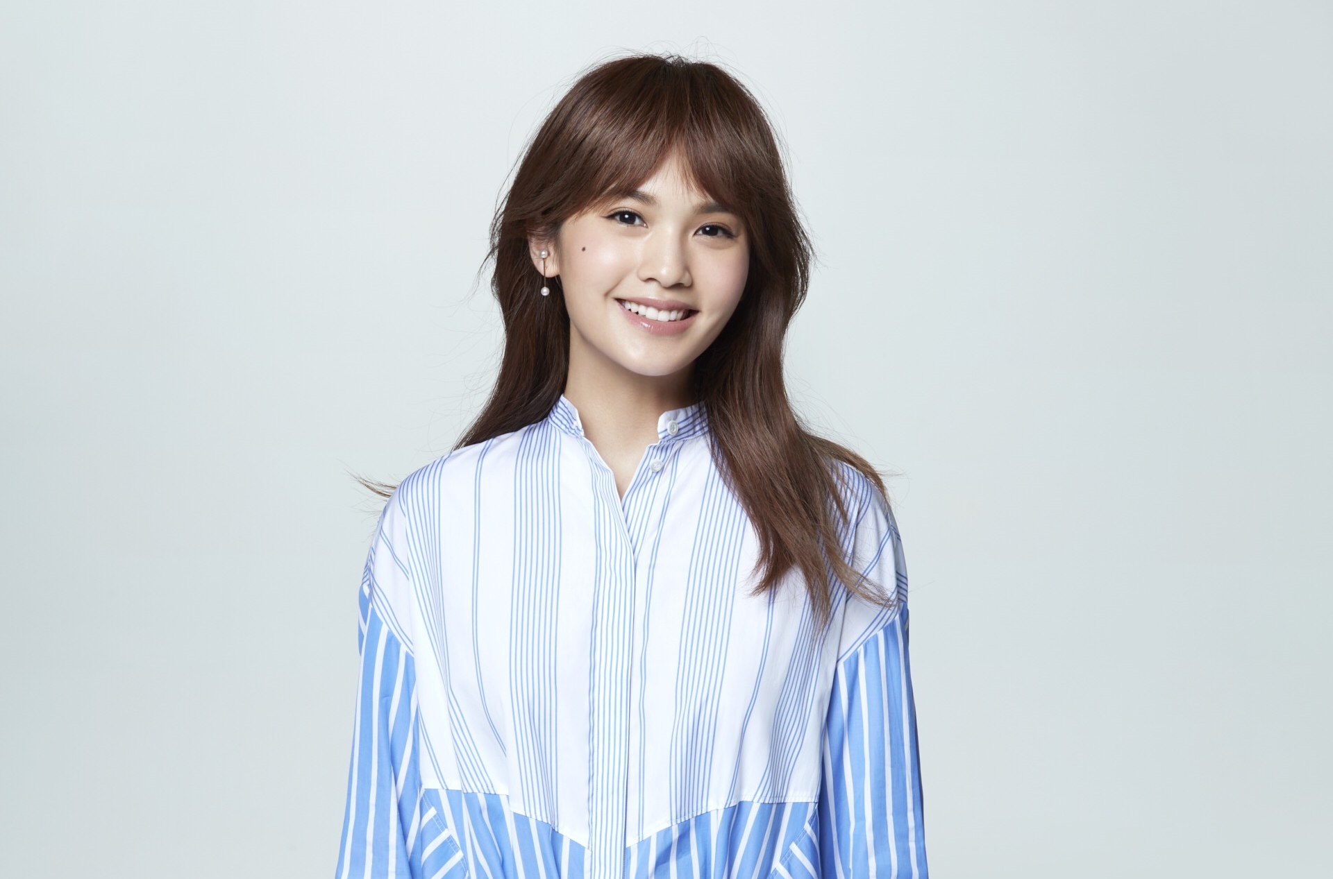 楊丞琳推出數位單曲〈青春住了誰〉，感嘆青春。（太陽娛樂提供）