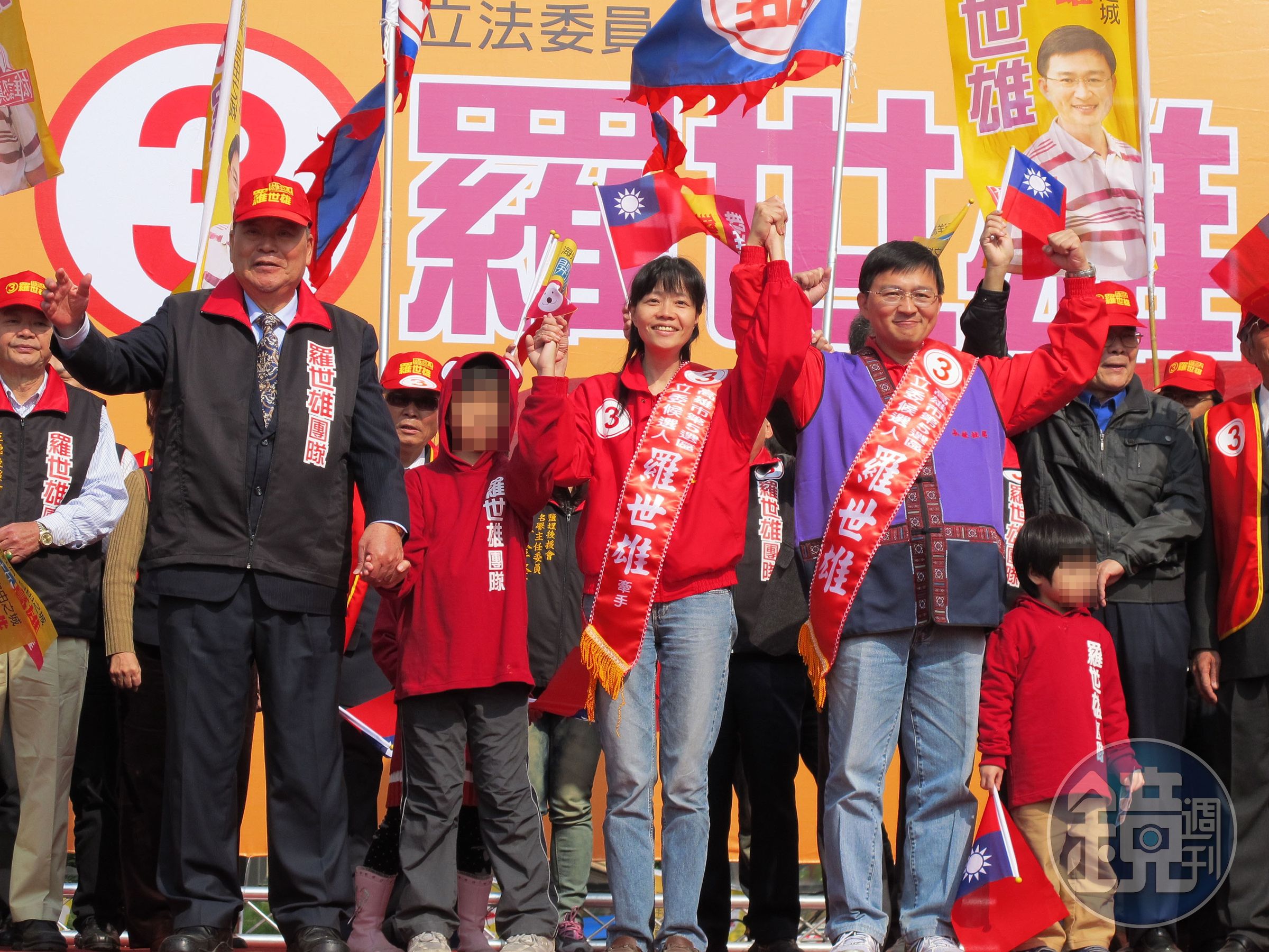 和春技術學院的政治背景雄厚，董事長羅傳進與執行長羅世雄都是前立委，當年參選時全家都上台助選。（中央社）