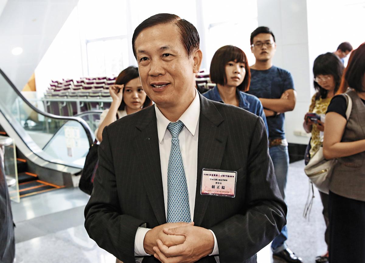 鄉林士林官邸現在是鄉林建設總部,鄉林建設董事長賴正鎰說,會繼續等待好客人出現。