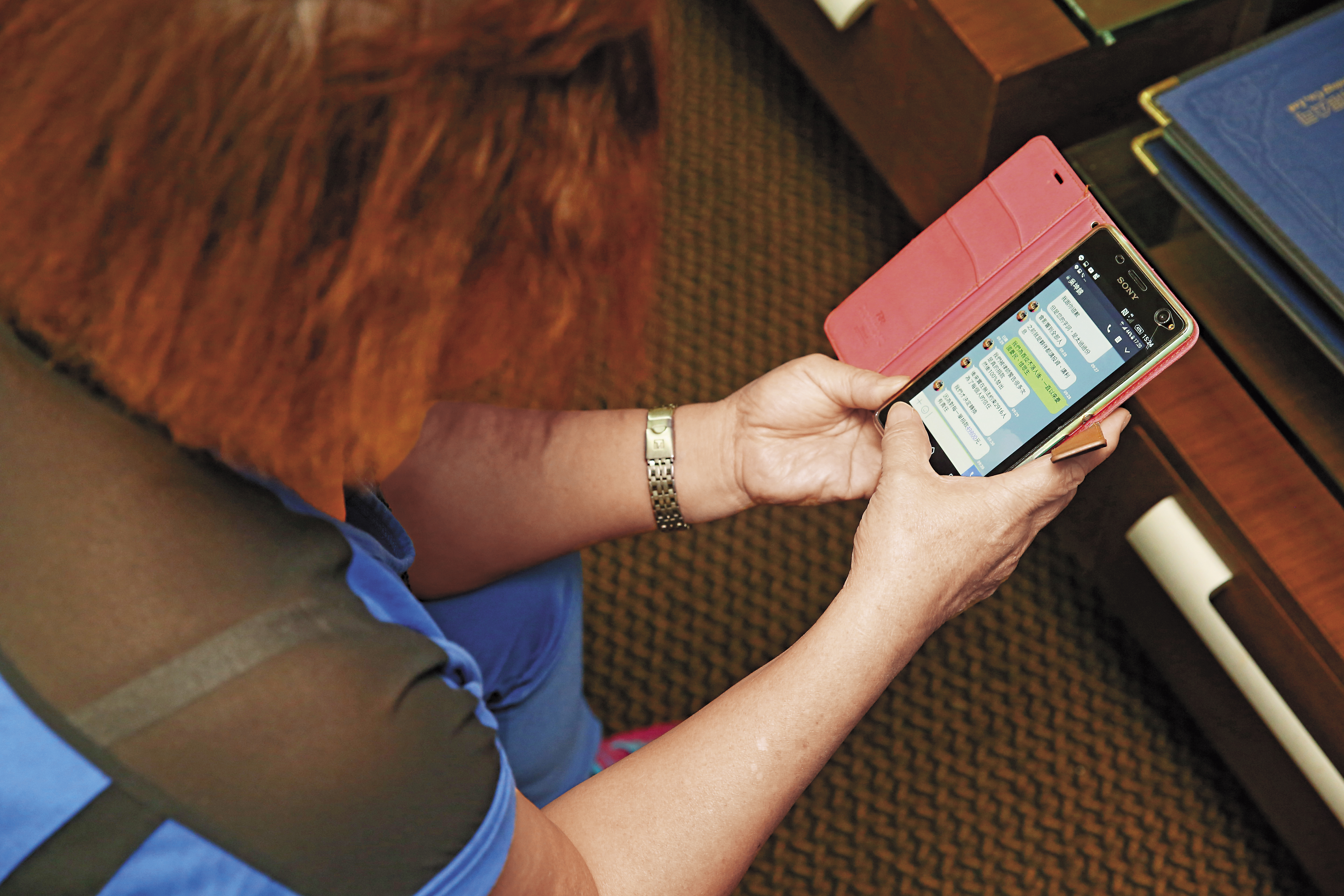 尤媽媽是第一批老鼠，卻連糖渣都吃不到，她承認自己貪心，懊悔不已。