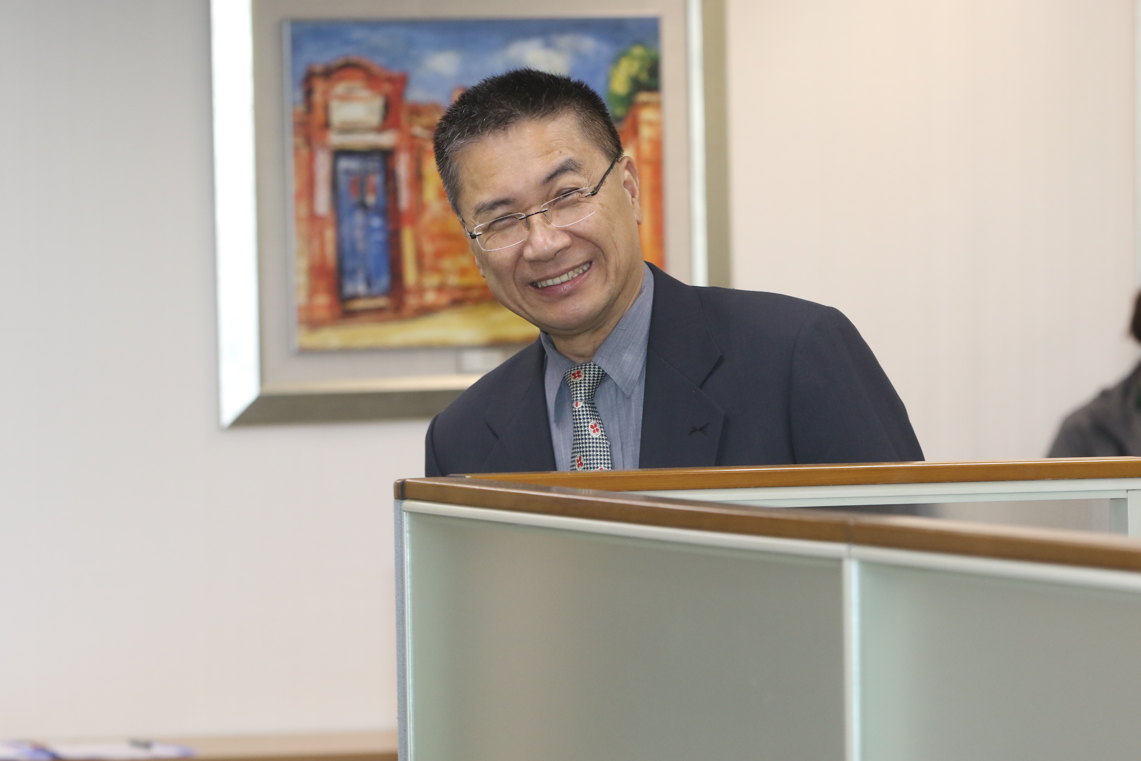 行政院發言人徐國勇今陪同行政院長賴清德到民進黨中央黨部。