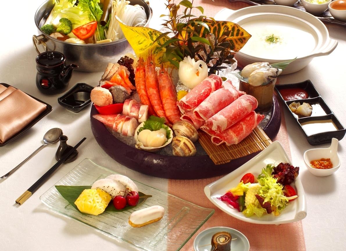 「台北花園大酒店」的「花園日本料理Hanazono」推出極品鍋物套餐搶客。(圖片提供:台北花園大酒店)