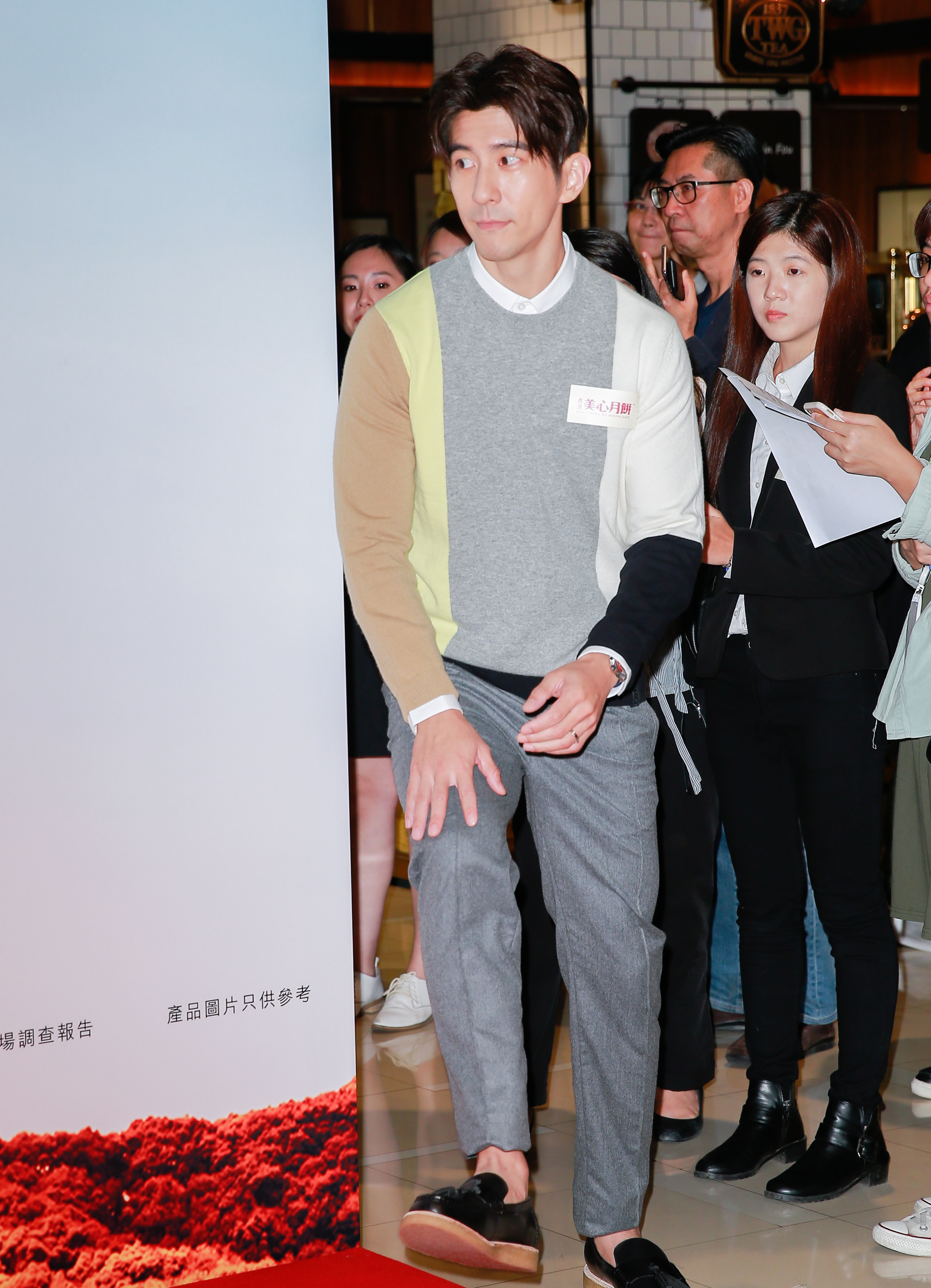修杰楷透露有不少活動找他與咘咘出席,但他怕女兒年紀小會失控,所以還是推掉。