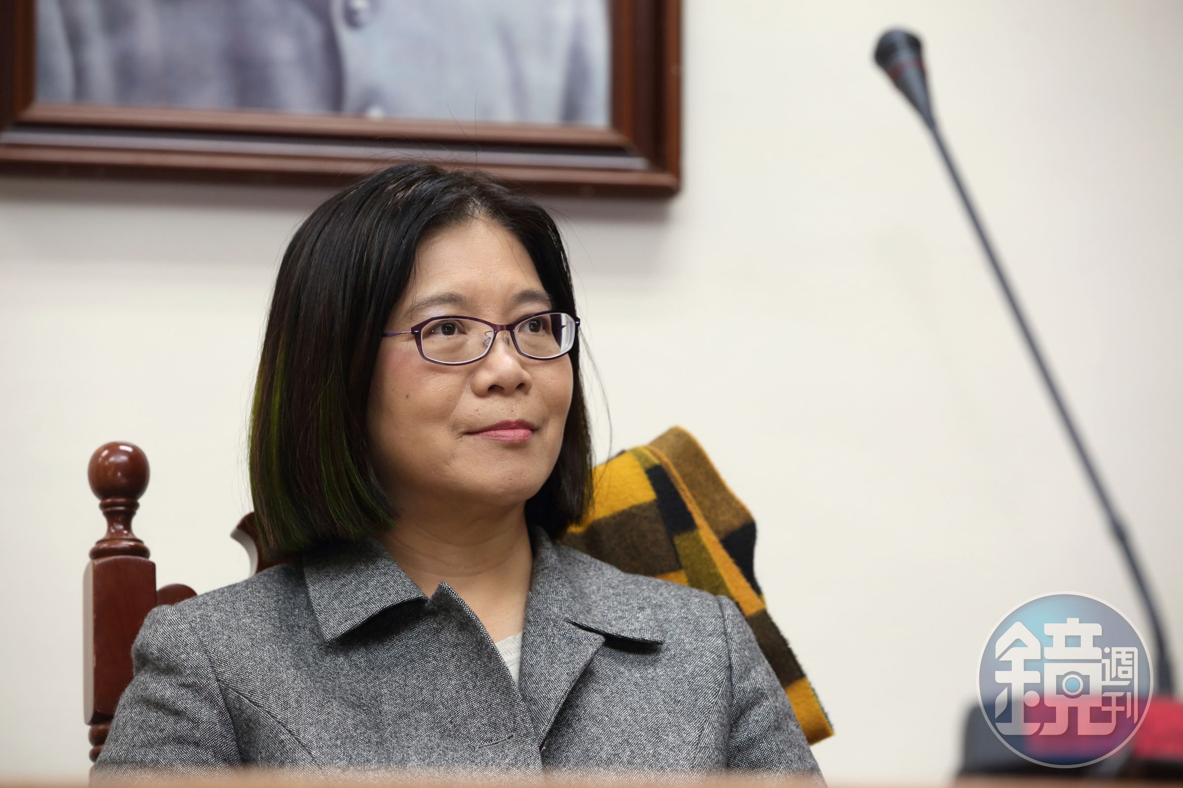 管碧玲認為，文言文比例降低無關去中國化，但教育部卻放空，令人深感遺憾。