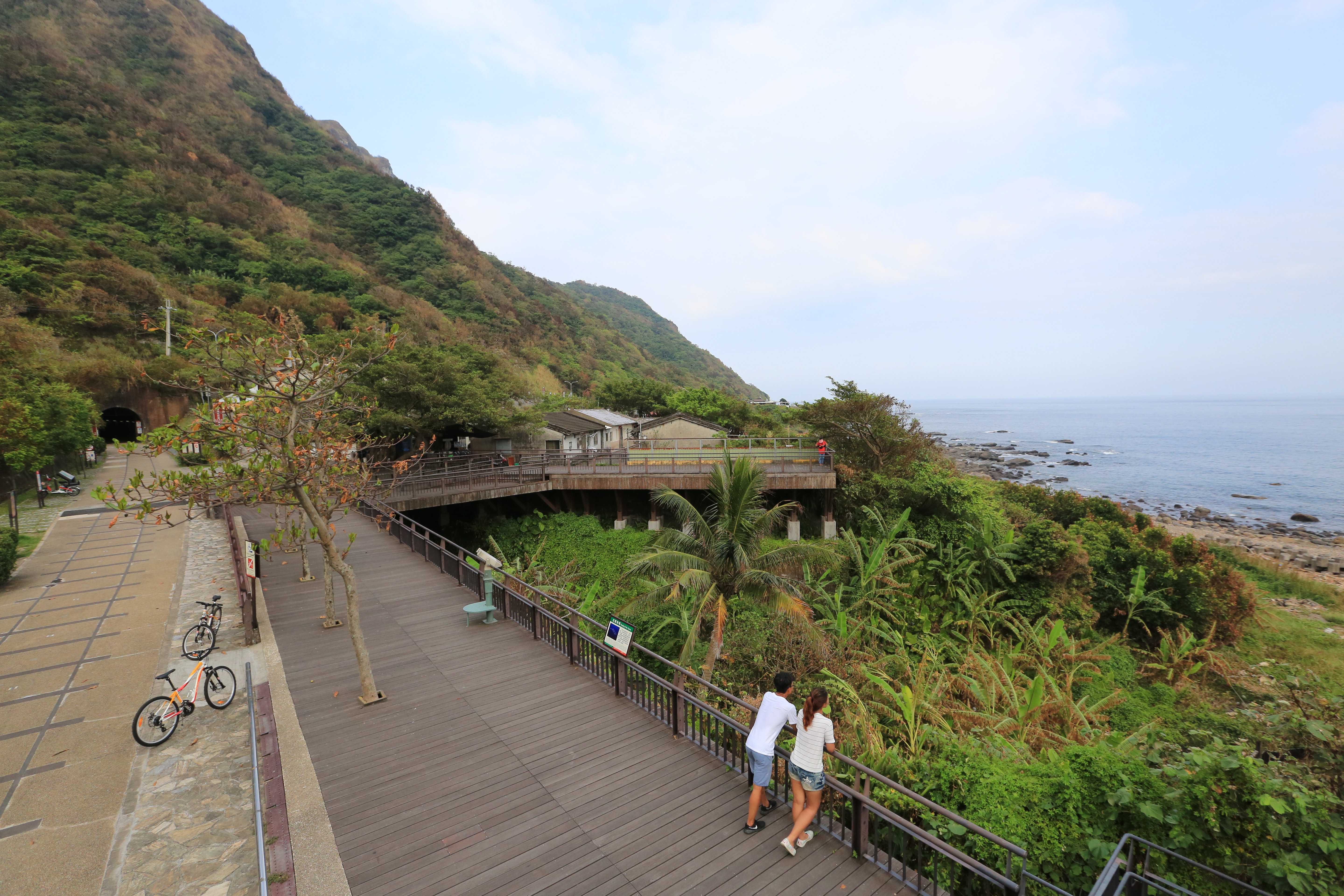 秋高氣爽，正是到戶外騎單車的好時光。