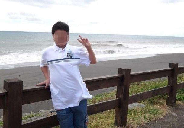 阿羅哈客運車禍中，最年輕罹難者游竣宇喜歡幫助人，人緣很好。