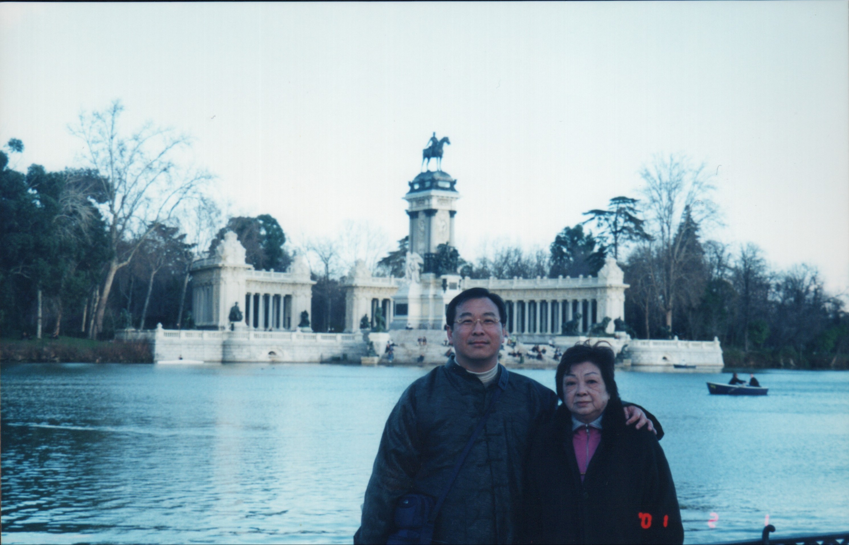 郭靖凱與母親郭施碧雲感情好，母子共赴美國旅行。(郭靖凱提供)
