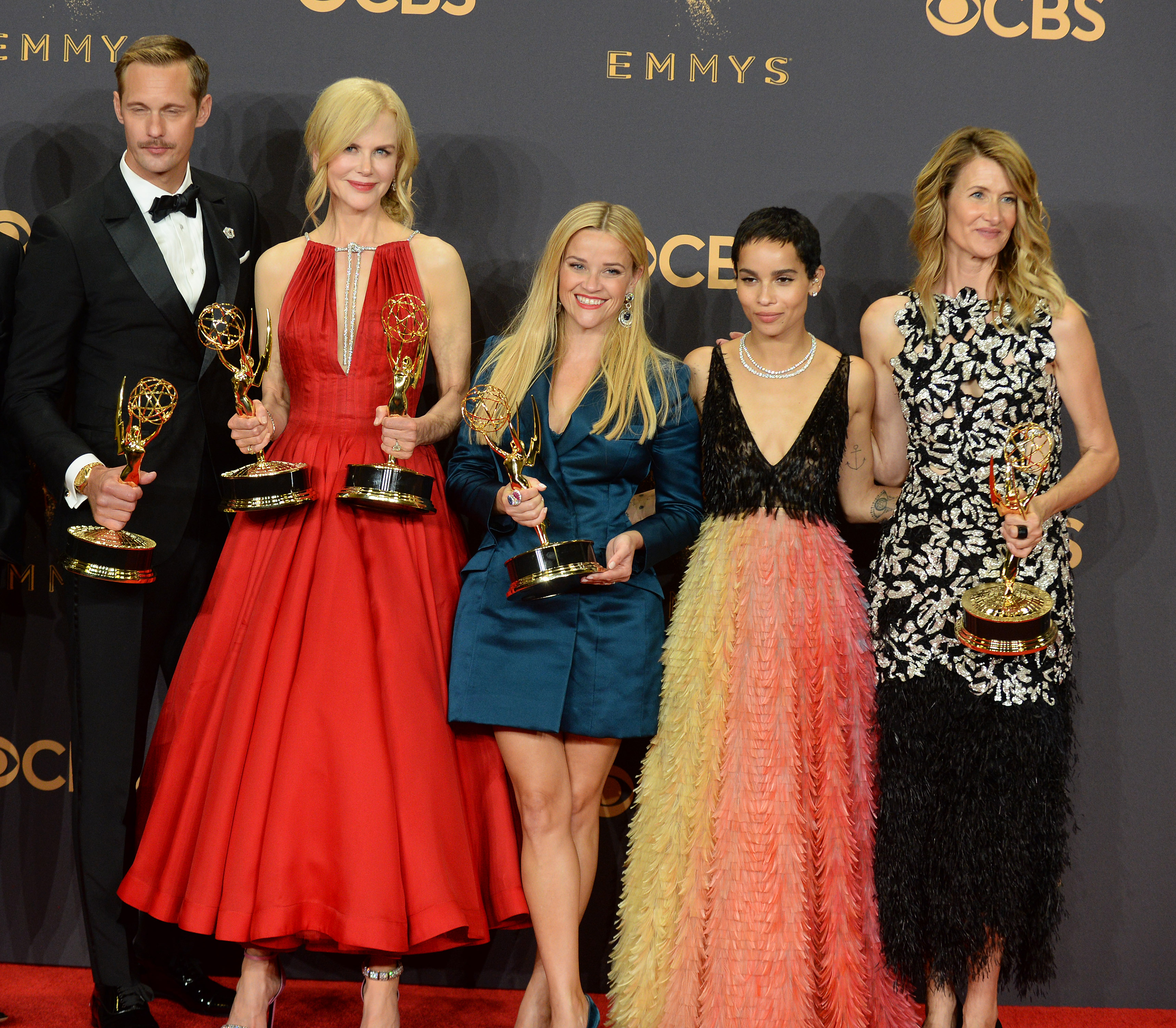 妮可基嫚（左2）以大熱門姿態贏得最佳迷你影集或電視電影女主角，《美麗心計》也擒下5獎成為大贏家。