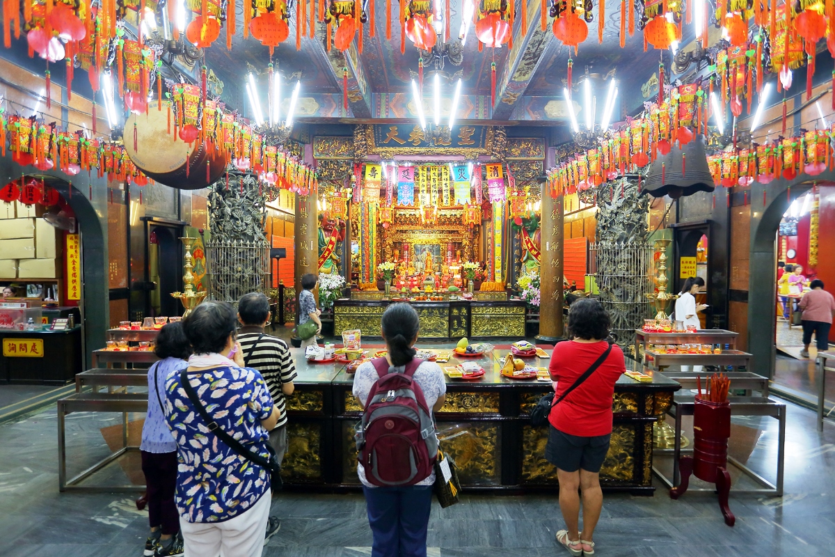 媽祖是郭台銘和蔡其瑞的共同信仰，圖為板橋慈惠宮。