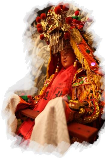 北港朝天宮的媽祖享有盛名,信徒無數。(翻攝台灣企銀北港朝天宮認同卡)