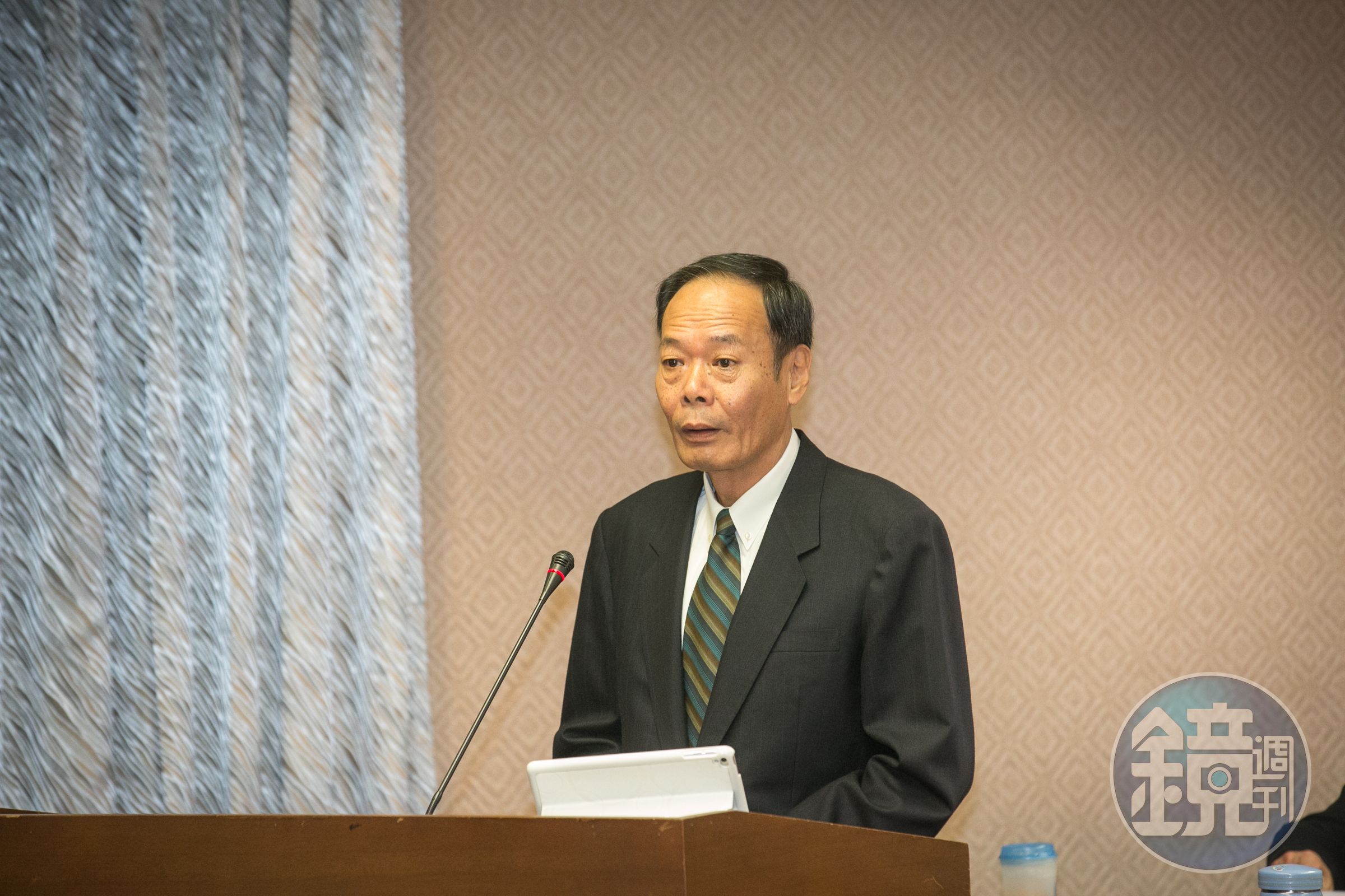 海巡署長李仲威機要蔡昭偉親上火線，在臉書社團「靠北海巡隊」和同仁筆戰。（資料照）