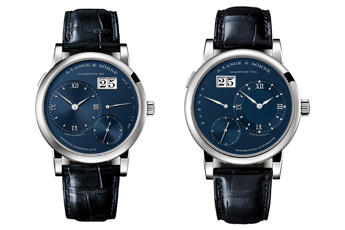 Lange 1藍色面盤款式（左），38.5mm白金錶殼搭載L121.1手動上鍊機芯，定價NT$1,041,000；Lange 1 Daymatic（右）則為39.5mm白金錶殼搭載L021.1自動上鍊機芯，定價NT$1,350,000。