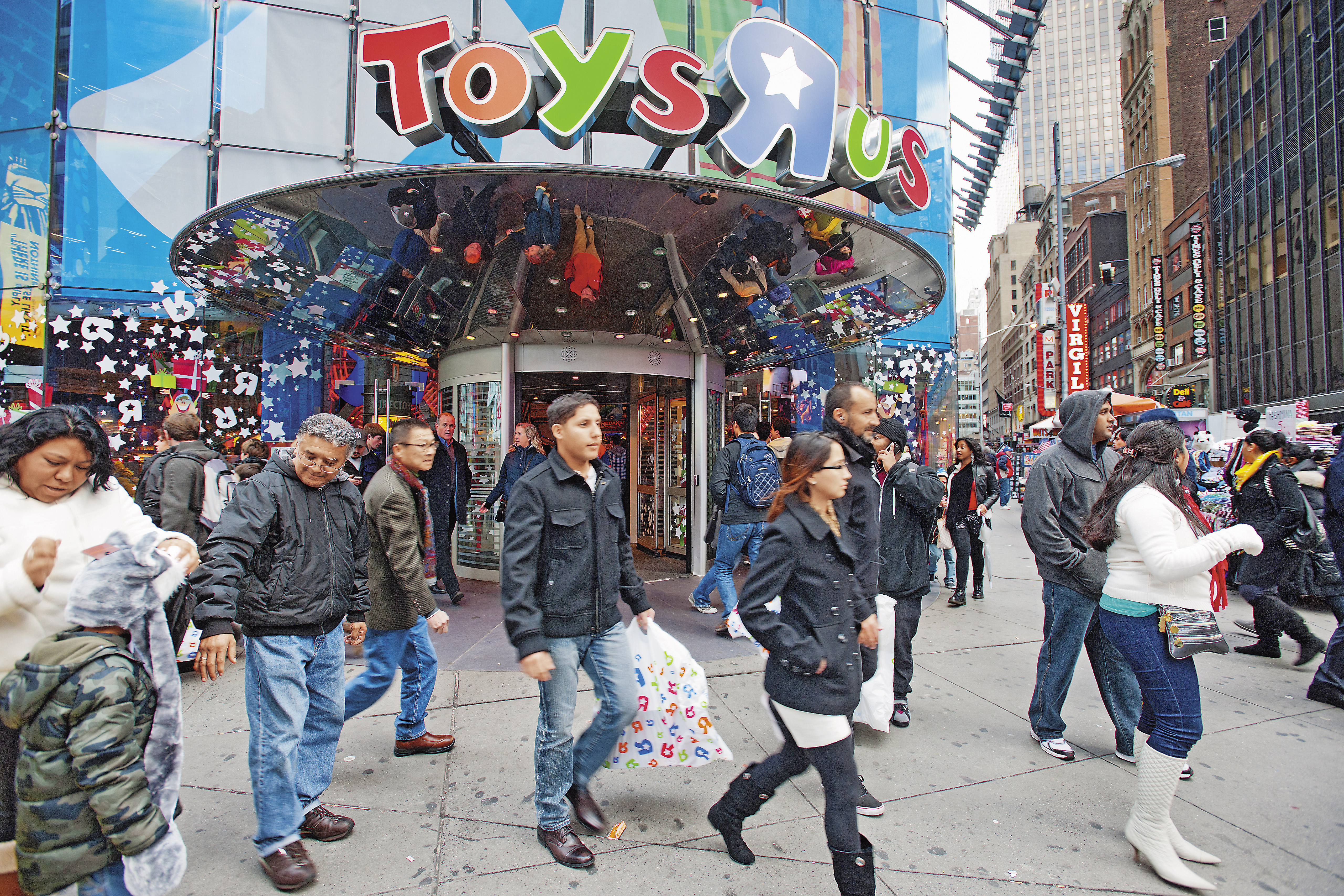 玩具反斗城的破產，完全是「金融遊戲」的一環，媒體大幅報導「被亞馬遜等電商通路打敗」是誤解。（東方IC）