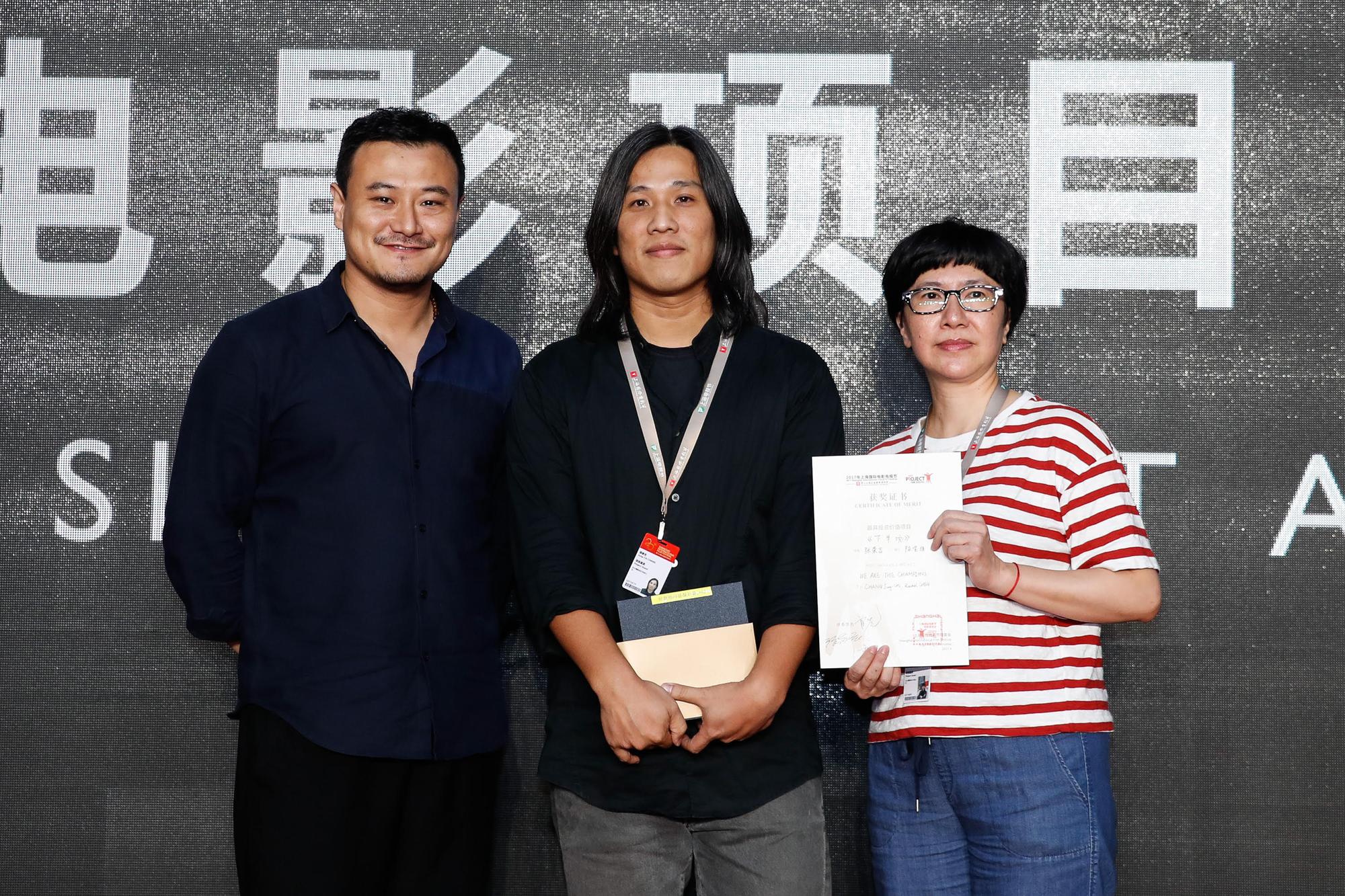 導演張榮吉（中）與監製陳寶旭（右）繼《逆光飛翔》後再度合作籃球電影《下半場》，將會公開海選演員。