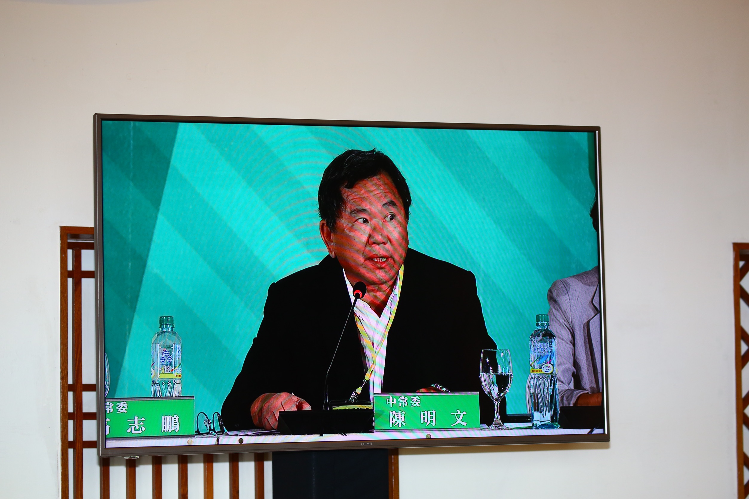 民進黨選對會召集人陳明文說，提名特別條例絕對不是「柯文哲條款」。