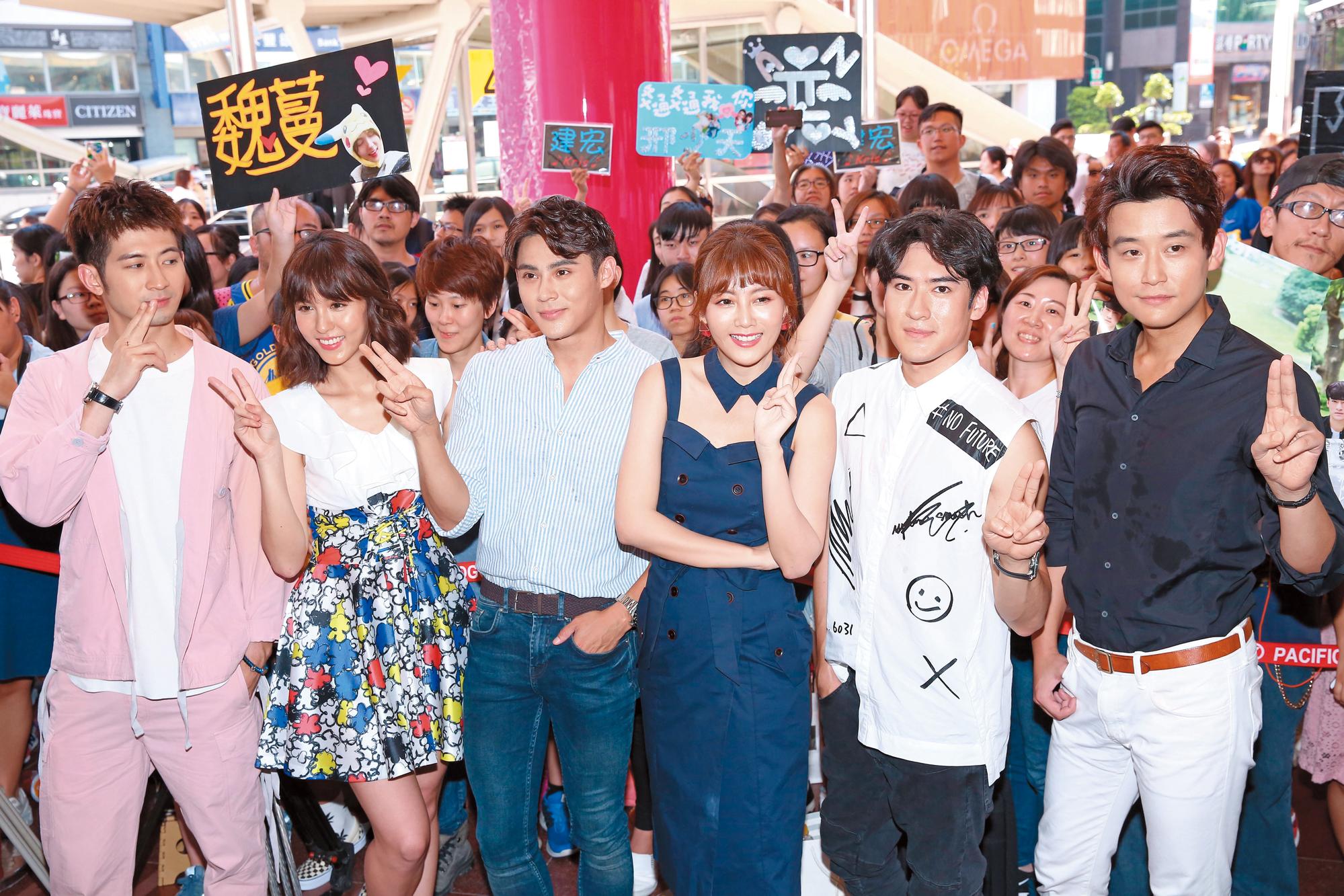 沈建宏從小當童星,主攻中國市場,今年演出三立偶像劇《噗通噗通我愛你》,喚起台灣觀眾記憶。(三立提供)