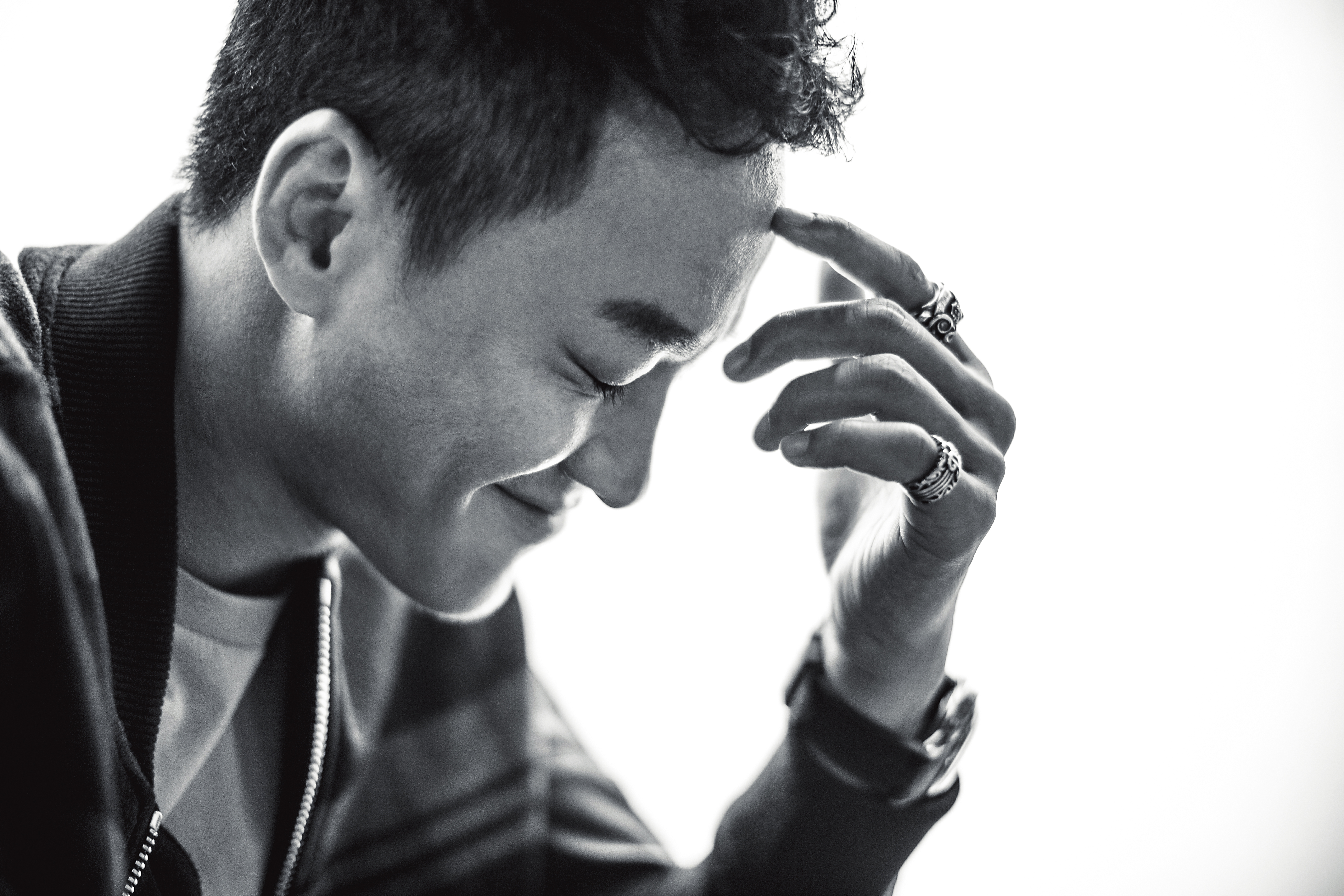 在加拿大求學的何潤東，爸爸沒忘了給他鐵血教育，東方男人的內斂與責任感，都被放在他的內心。