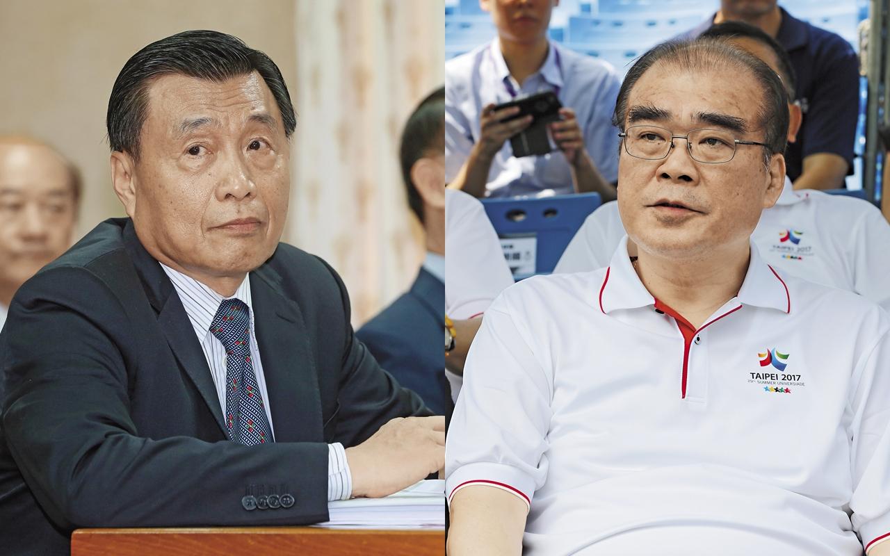 世大運秋後算帳,北市警察局長邱豐光(右)調任警政署副署長,情治大頭目國安局長彭勝竹(左)則沒事。