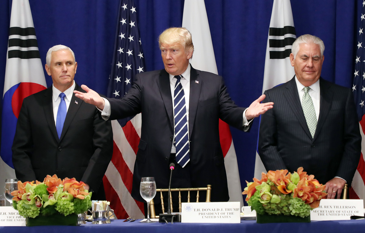 Google砸下330億買宏達電的研發團隊與10年專利授權，有部分原因居然和美國總統川普有關。（東方IC）